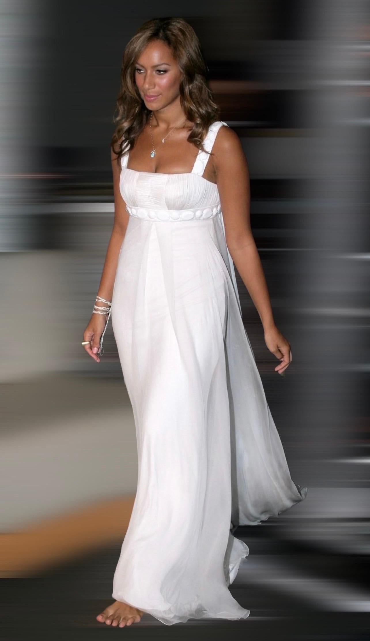 UNWORN Versace 2007 Silk Goddess Evening Bridal Wedding Gown Maxi Dress 42 For Sale 8