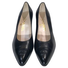 Unworn Vintage 90s Chanel Classic Black Lambskin “CC” Heels Pointy Shoes 