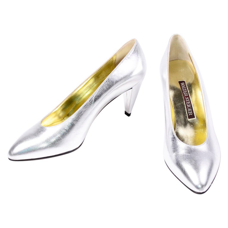 Walter Steiger Chaussures vintage à talons argentés métalliques avec talons  de 7,6 cm, jamais portées Taille 7 En vente sur 1stDibs