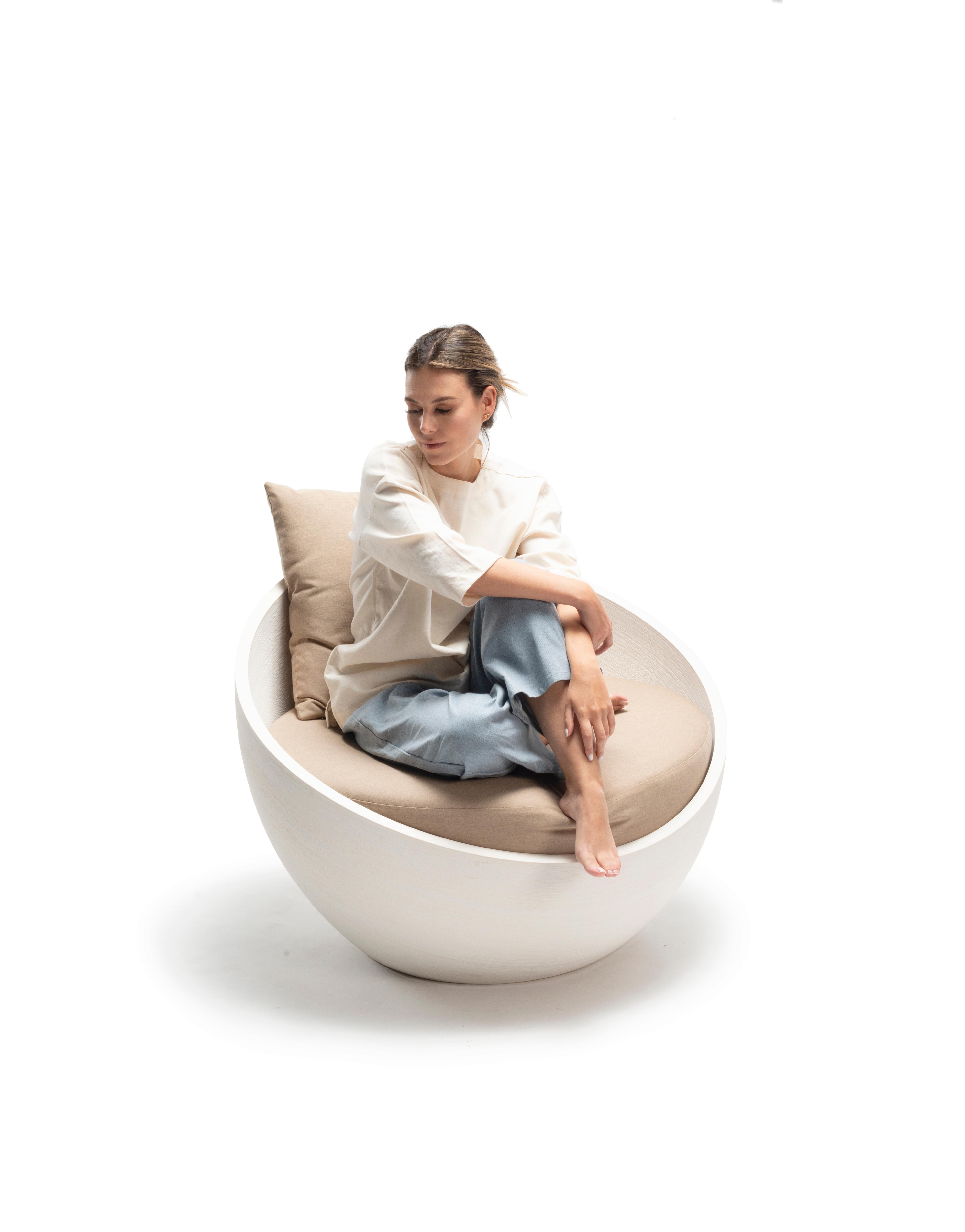 Contemporary Uova by Piegatto, a Sculptural Outdoor Sofa For Sale