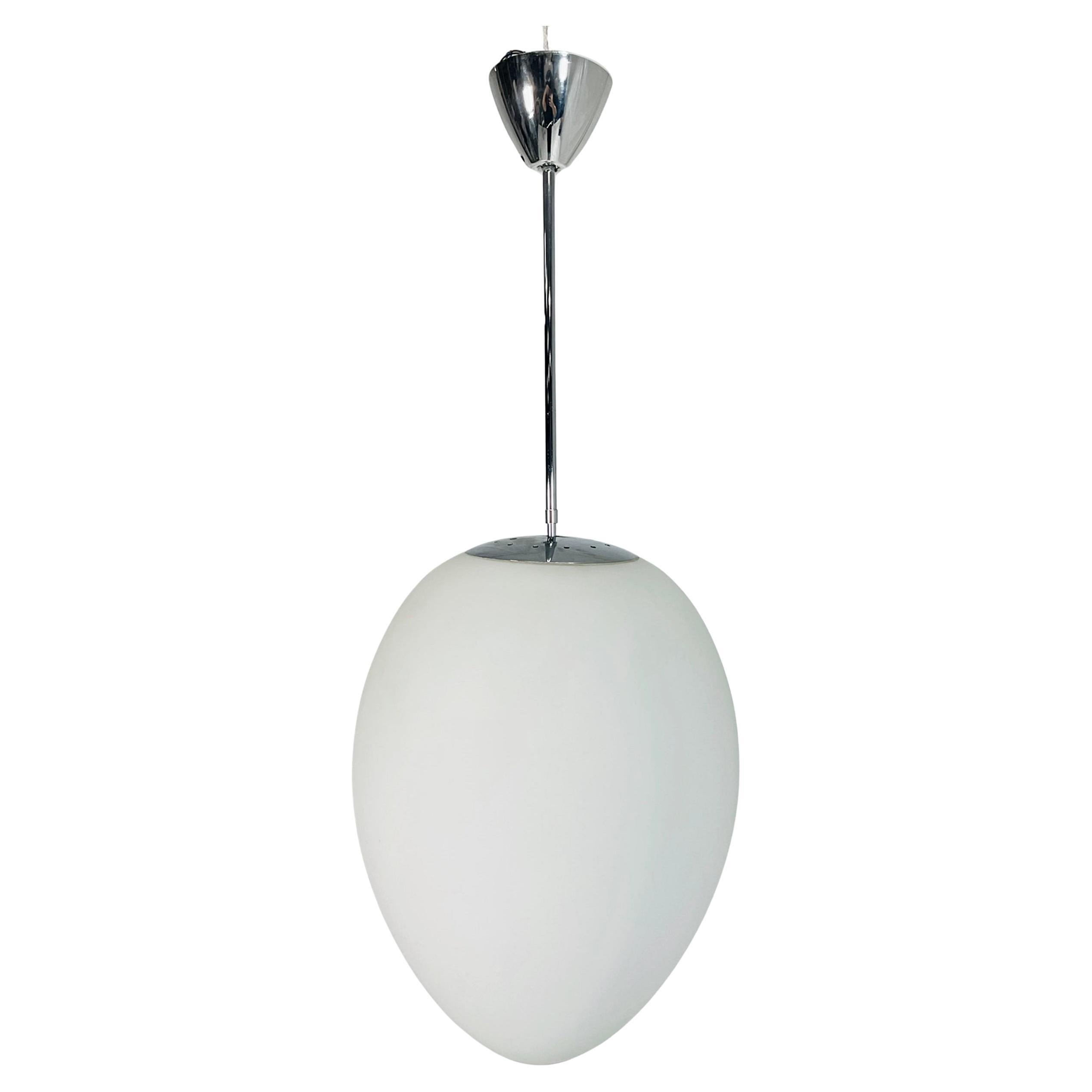 Lámpara colgante Uovo de Ben Swildens para Fontana Arte (2 disponibles), Italia, 1972 en venta