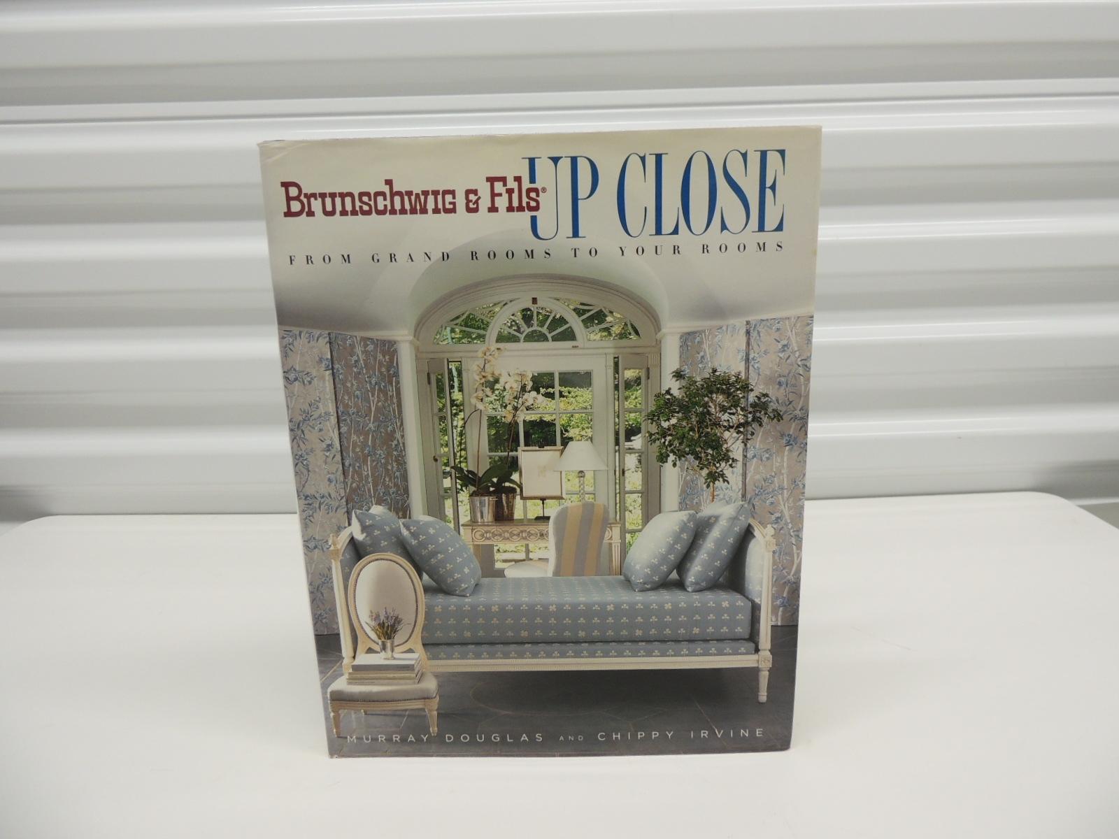 Focusing on Brunschwig & Fils, one of the most renowned textile decor companies in the world, this book transports readers from grand rooms in the White House and the Palace of Versailles to romantic Irish cottages and Southern homes to reveal a