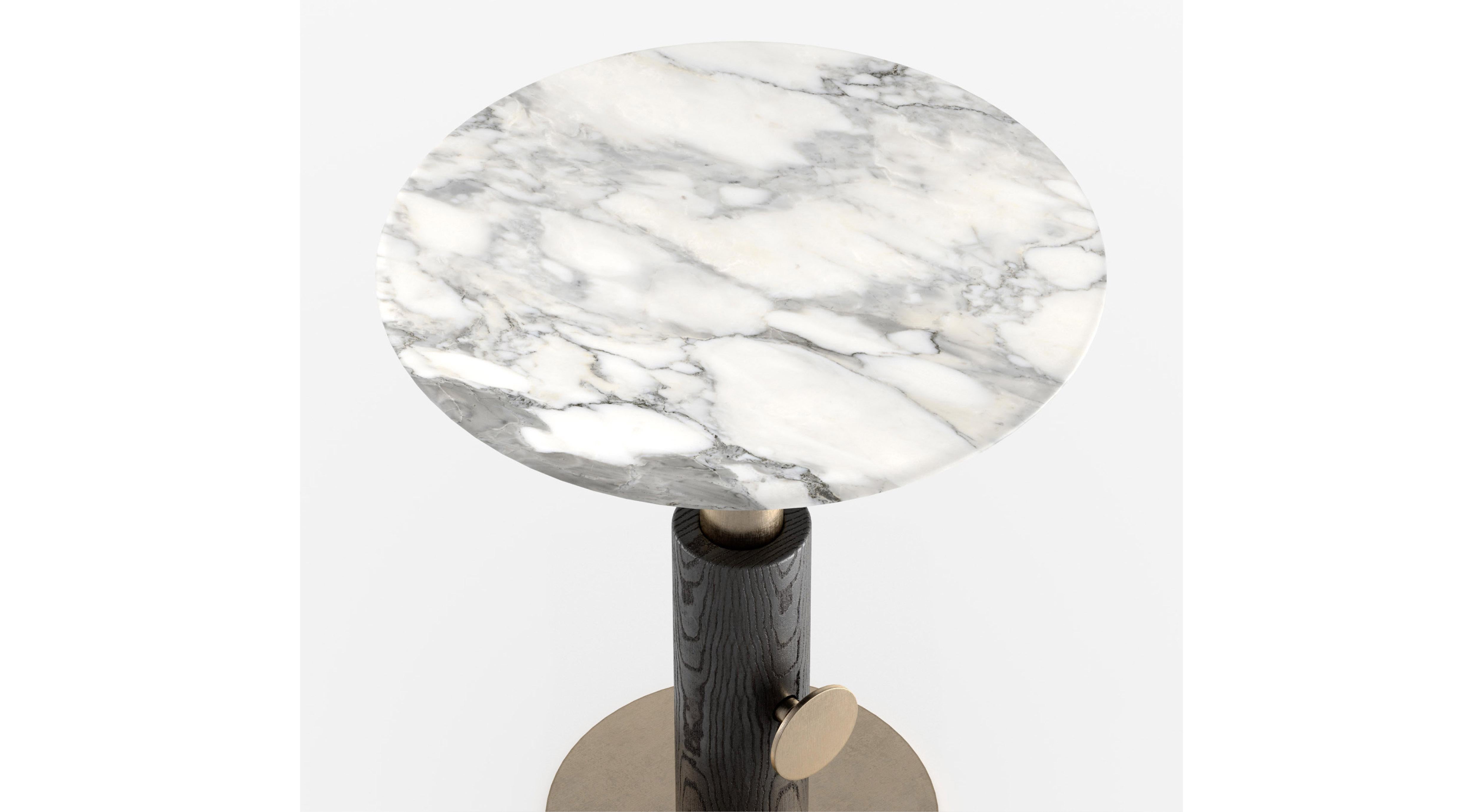 Minimalist Up & Down - a table with adjustable height For Sale