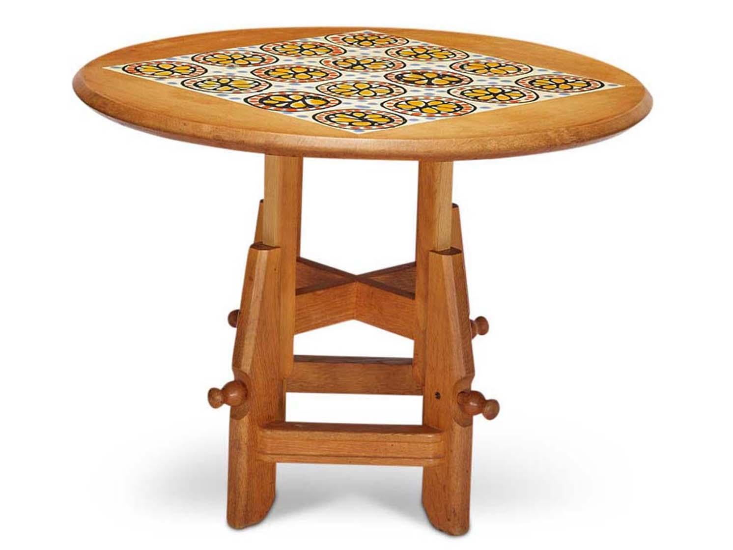 Français Table basse en chêne Up/Down par Guillerme & Chambron en vente