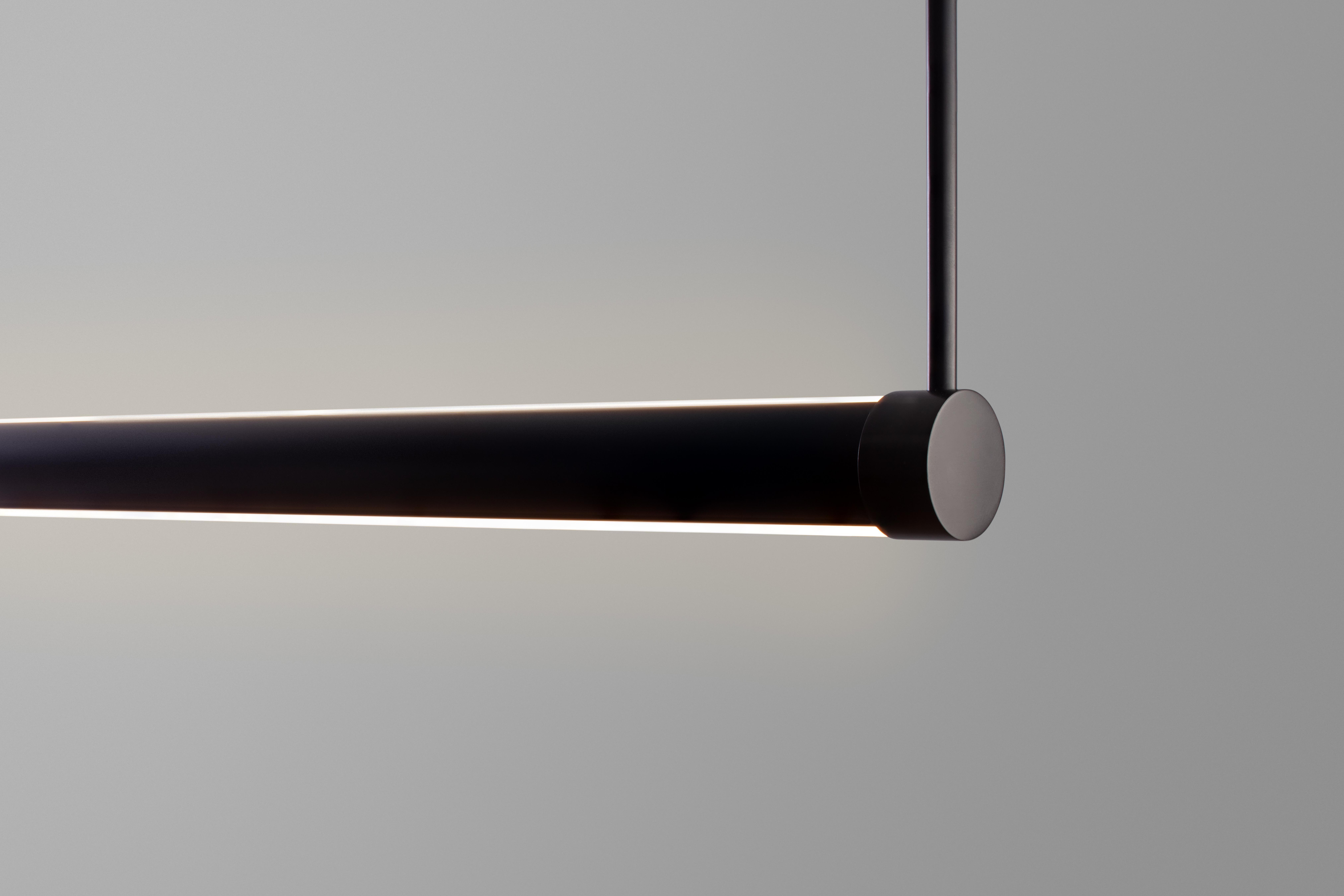 Up & Down Pendelleuchte Contemporary Minimal LED Linear Pendelleuchte mit individueller Patina, UL im Zustand „Neu“ im Angebot in Brooklyn, NY