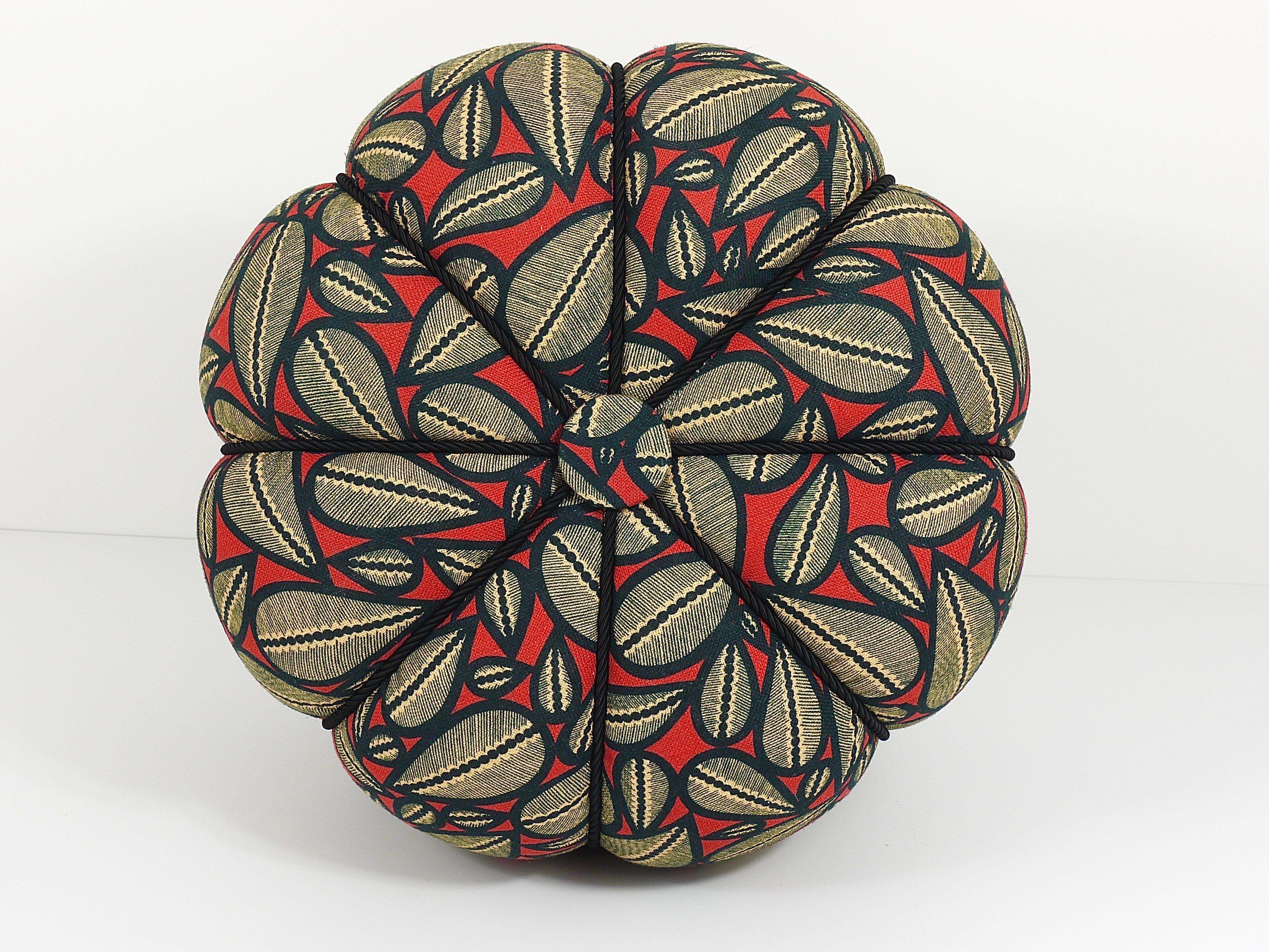 Up to 3 Art Deco Jindrich Halabala Stool, Leaf Pattern, Pouf, Ottoman, 1930s In Good Condition For Sale In Vienna, AT