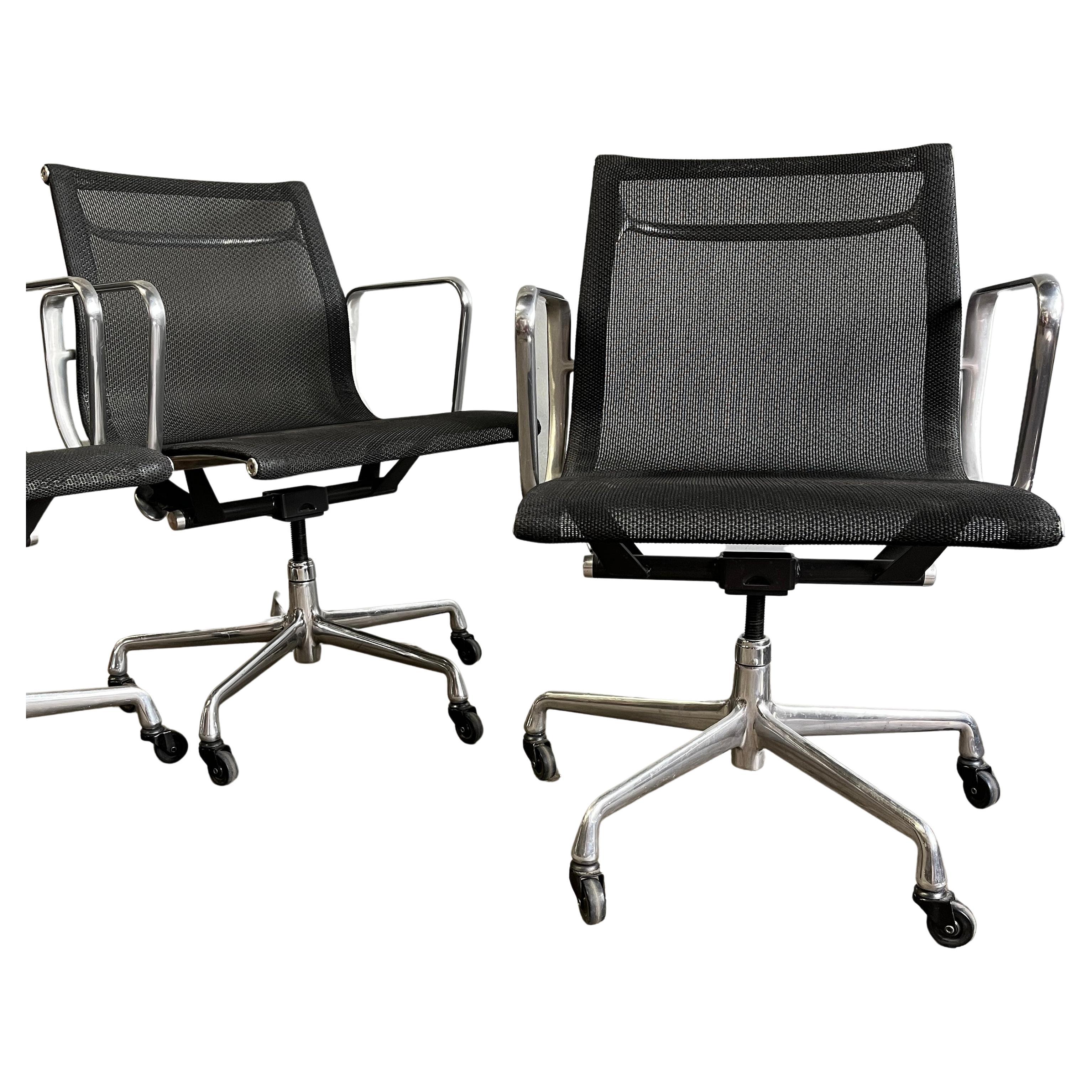 Eames Aluminium Group Chairs for Herman Miller 2