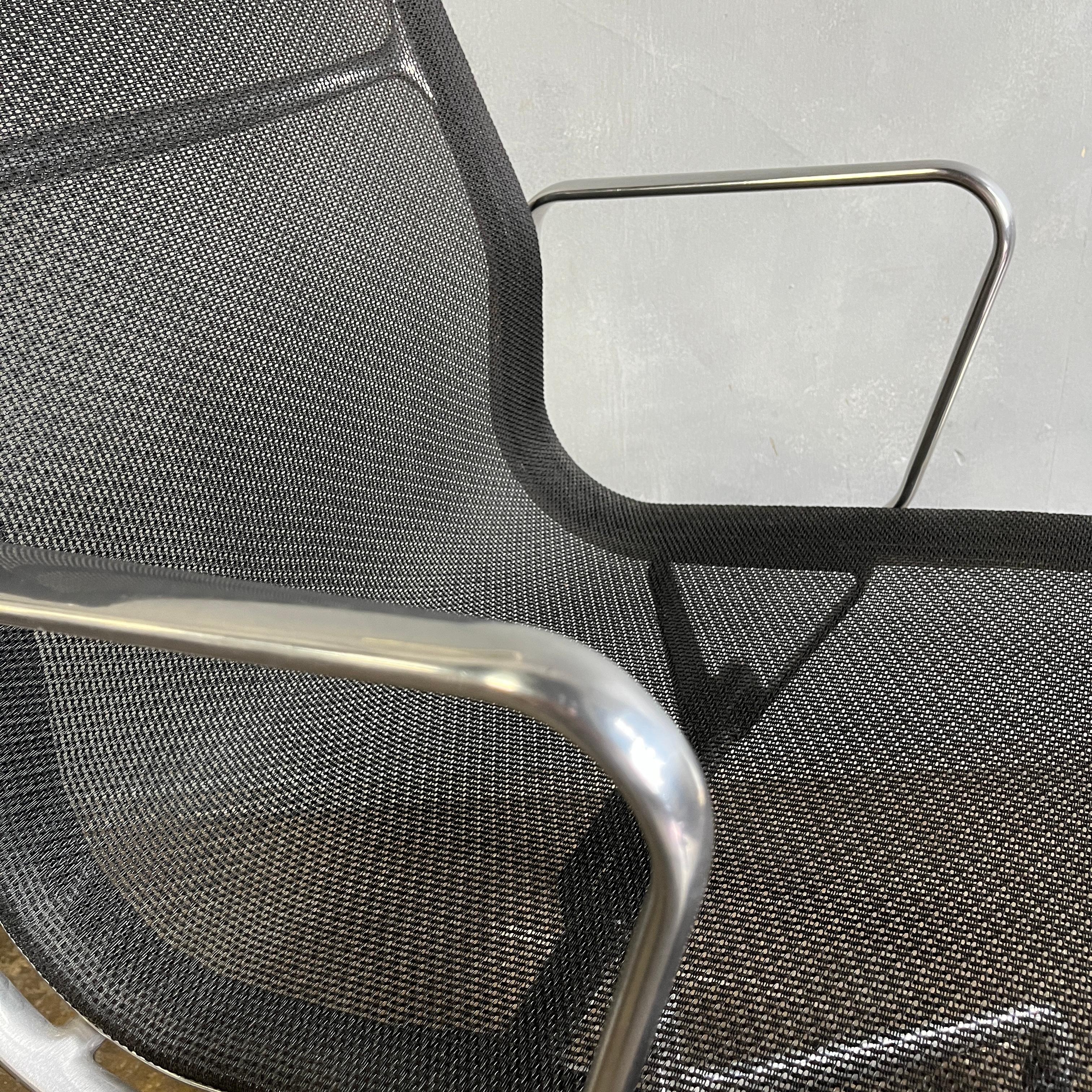 American Eames Aluminium Group Chairs for Herman Miller For Sale