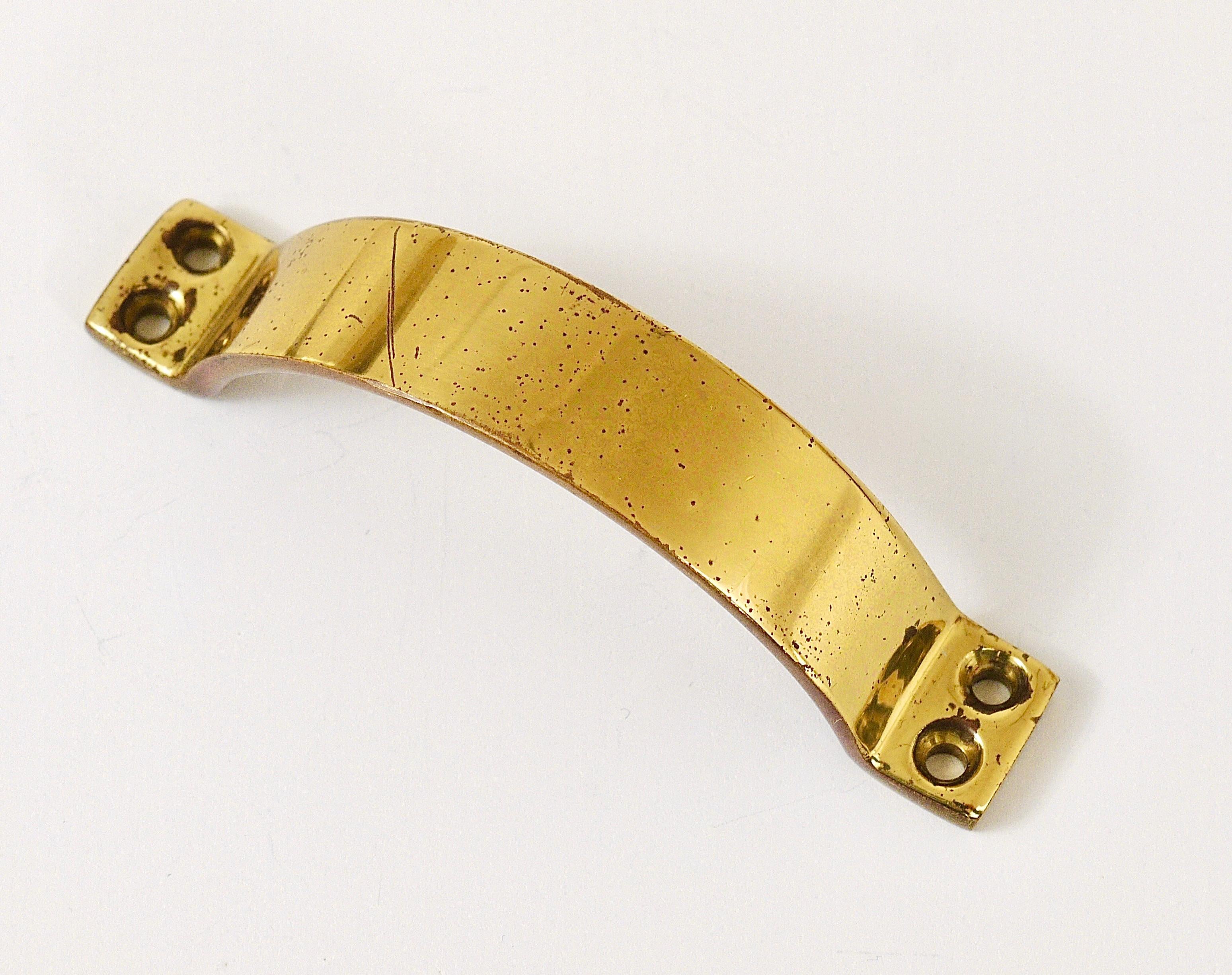 Fino a 50 maniglie in ottone del Midcentury per porte, cassetti, comò, Austria, anni '50 in vendita 10