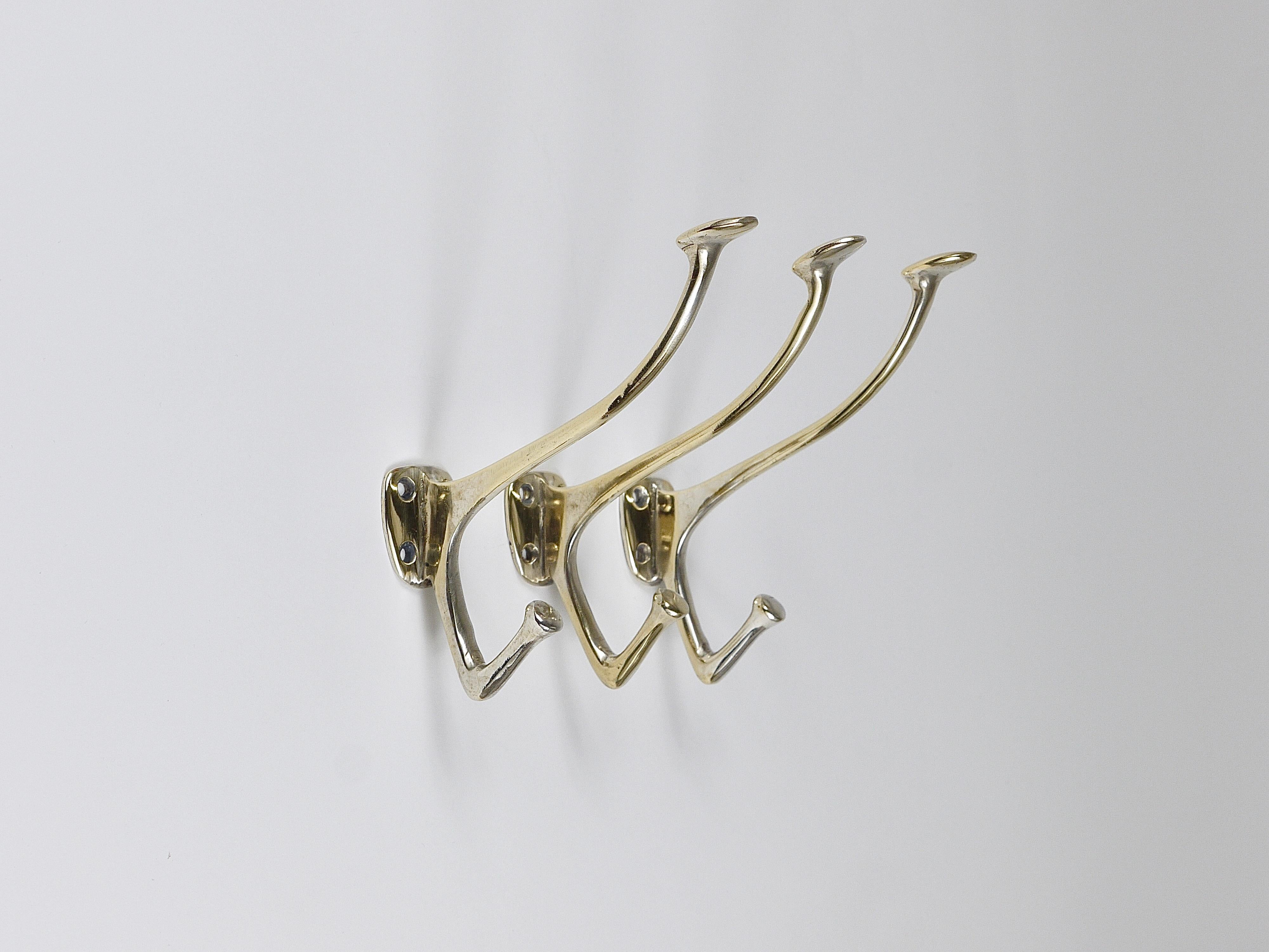 Bis zu 6 Adolf Loos Jugendstil Wandhaken aus Nickel-Messing Café Capua Wien, 1900er Jahre im Angebot 5