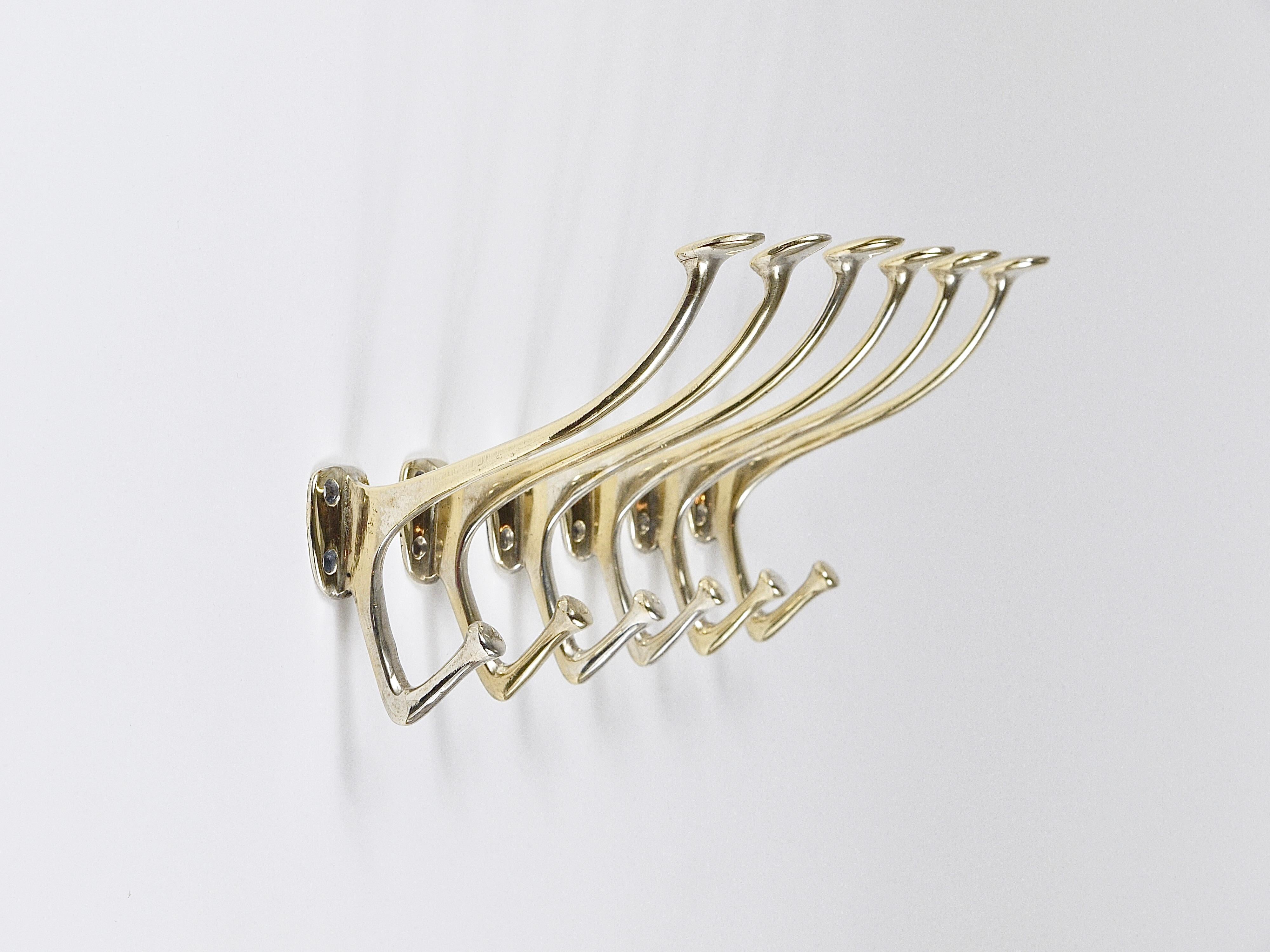 Bis zu 6 Adolf Loos Jugendstil Wandhaken aus Nickel-Messing Café Capua Wien, 1900er Jahre im Angebot 7