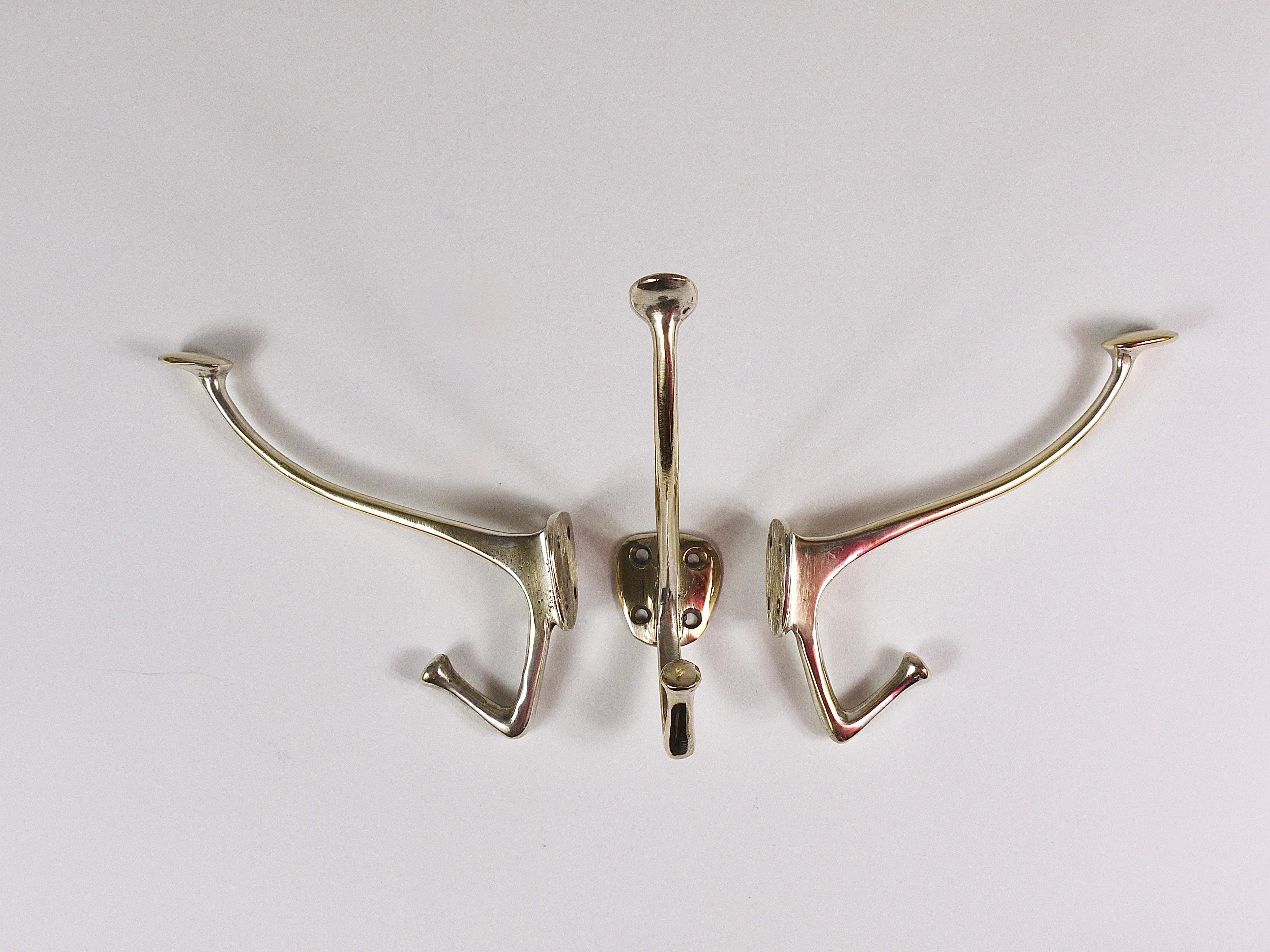 Bis zu 6 Adolf Loos Jugendstil Wandhaken aus Nickel-Messing Café Capua Wien, 1900er Jahre im Angebot 10