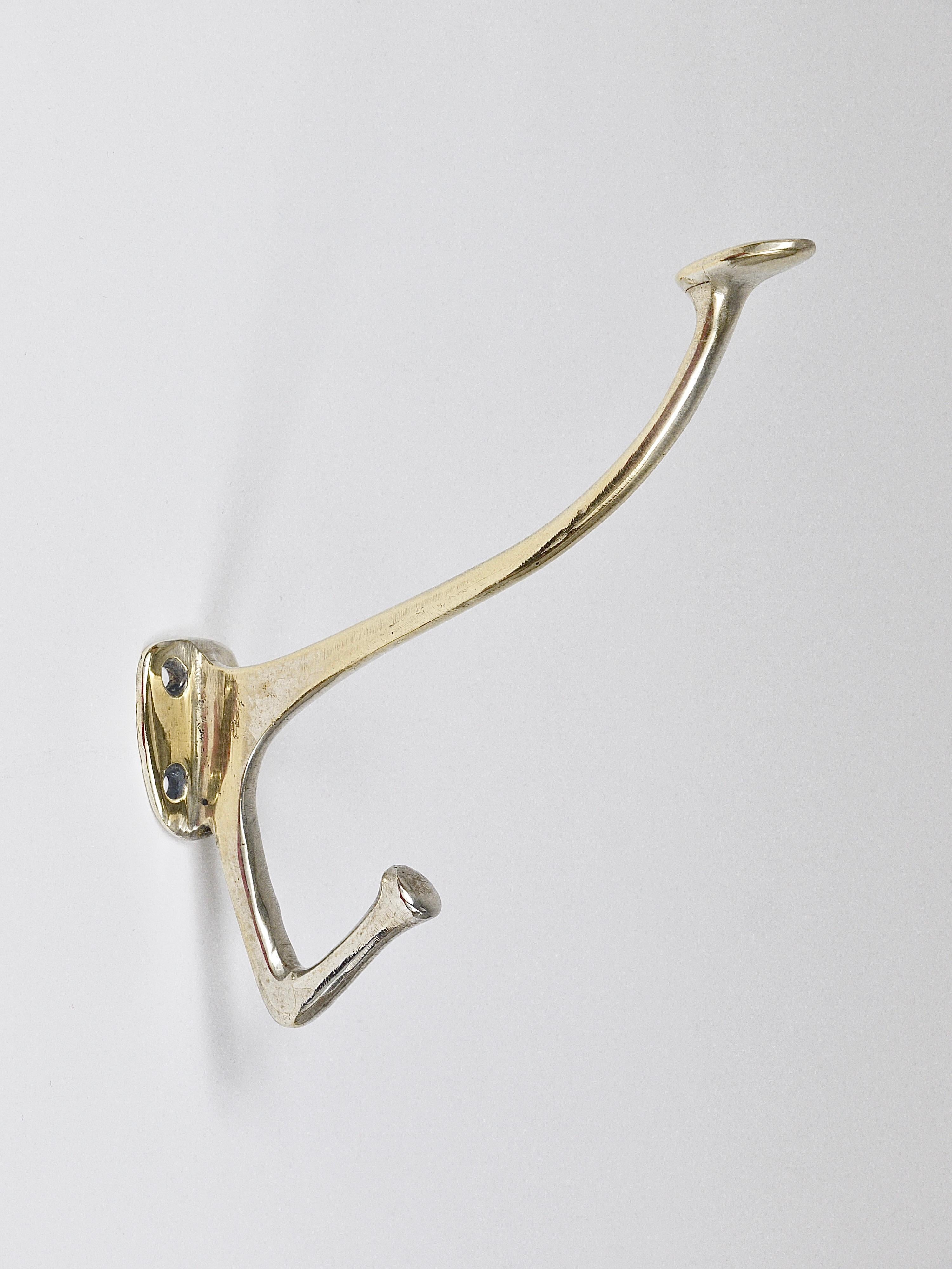 Bis zu 6 Adolf Loos Jugendstil Wandhaken aus Nickel-Messing Café Capua Wien, 1900er Jahre im Angebot 1