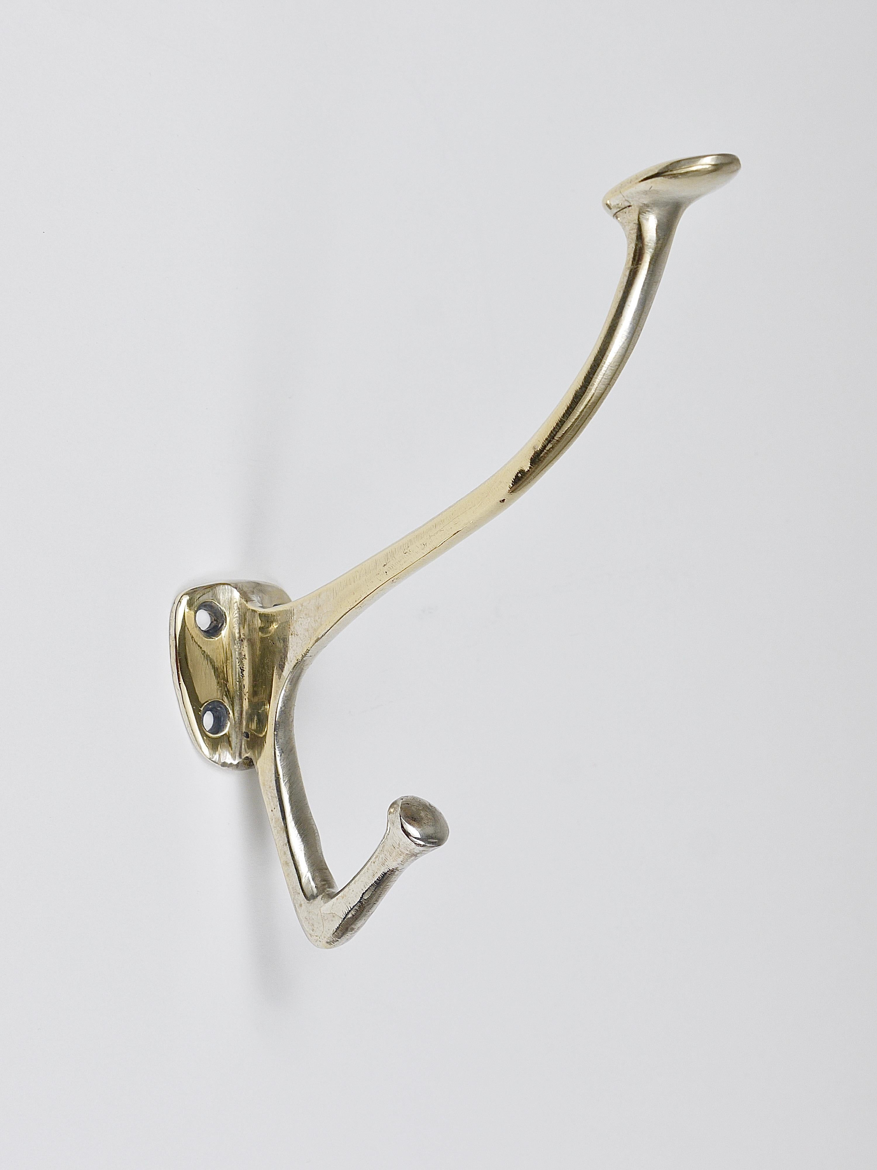 Bis zu 6 Adolf Loos Jugendstil Wandhaken aus Nickel-Messing Café Capua Wien, 1900er Jahre im Angebot 2