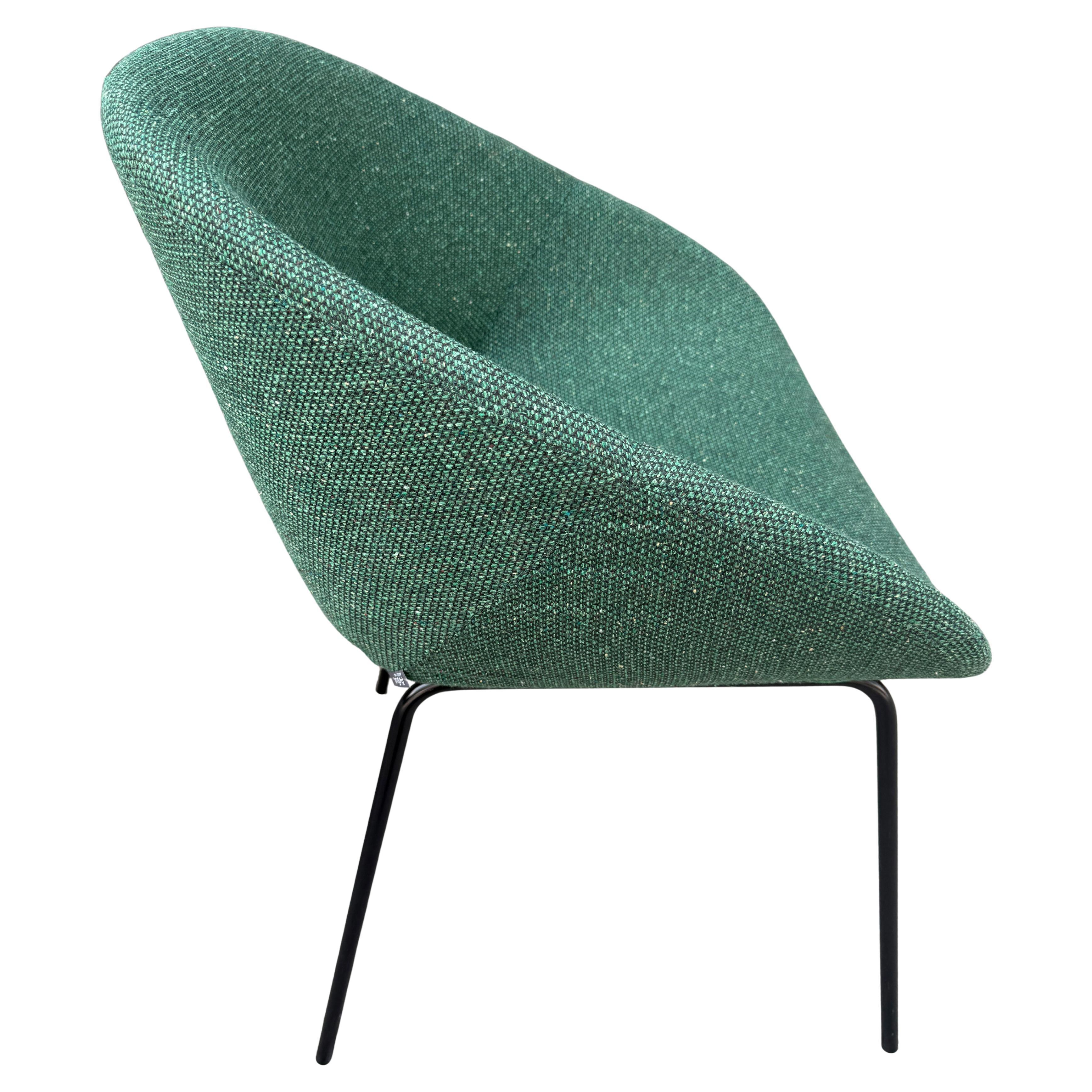 Up to 8 Post-Modern Artifort Armchairs For Sale 1