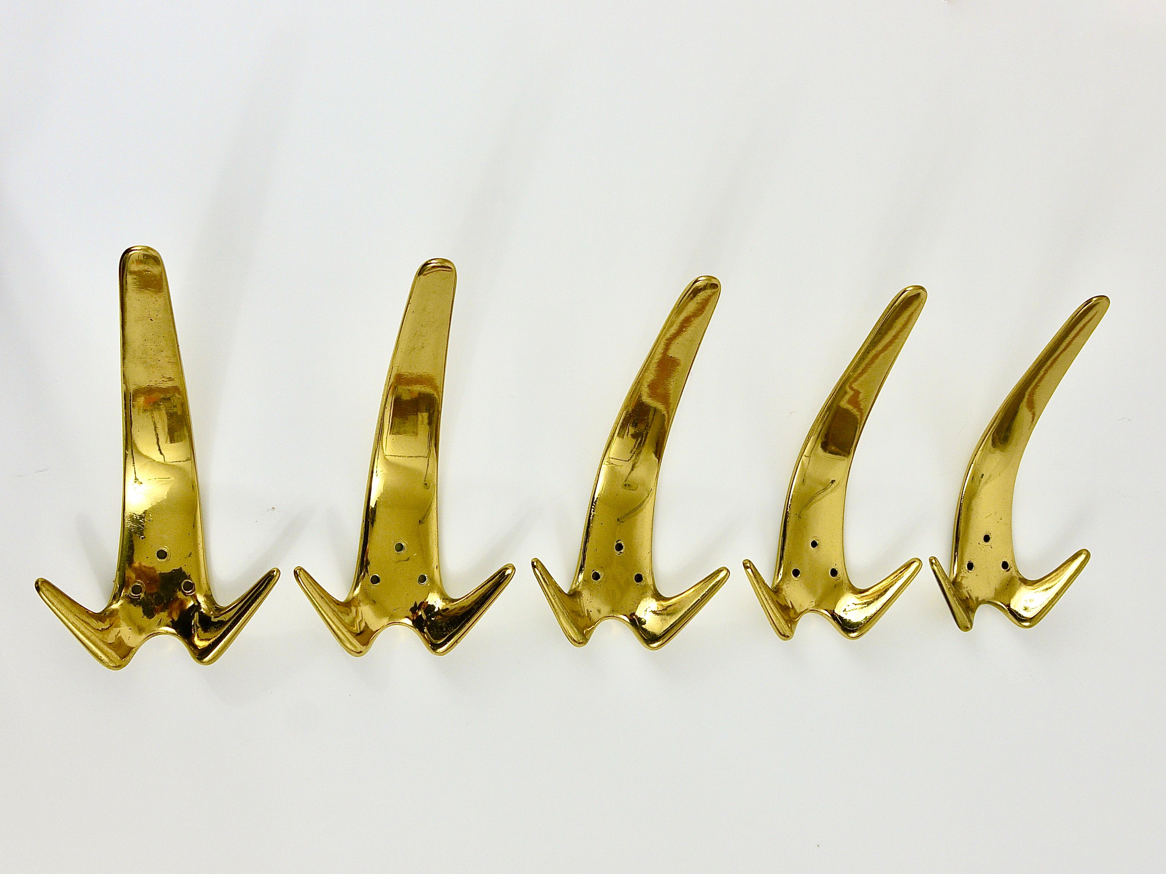 Mid-Century Modern Up to Five Carl Aubock Large Brass Double Wall Coat Hooks #4056, Austria, 1950s For Sale