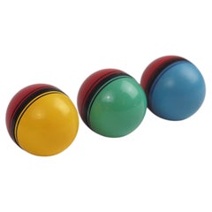 Jusqu’à trois « Rattle Balls » rares du Bauhaus datant des années 1930 – Produits neufs d’époque (choisissez votre couleur)