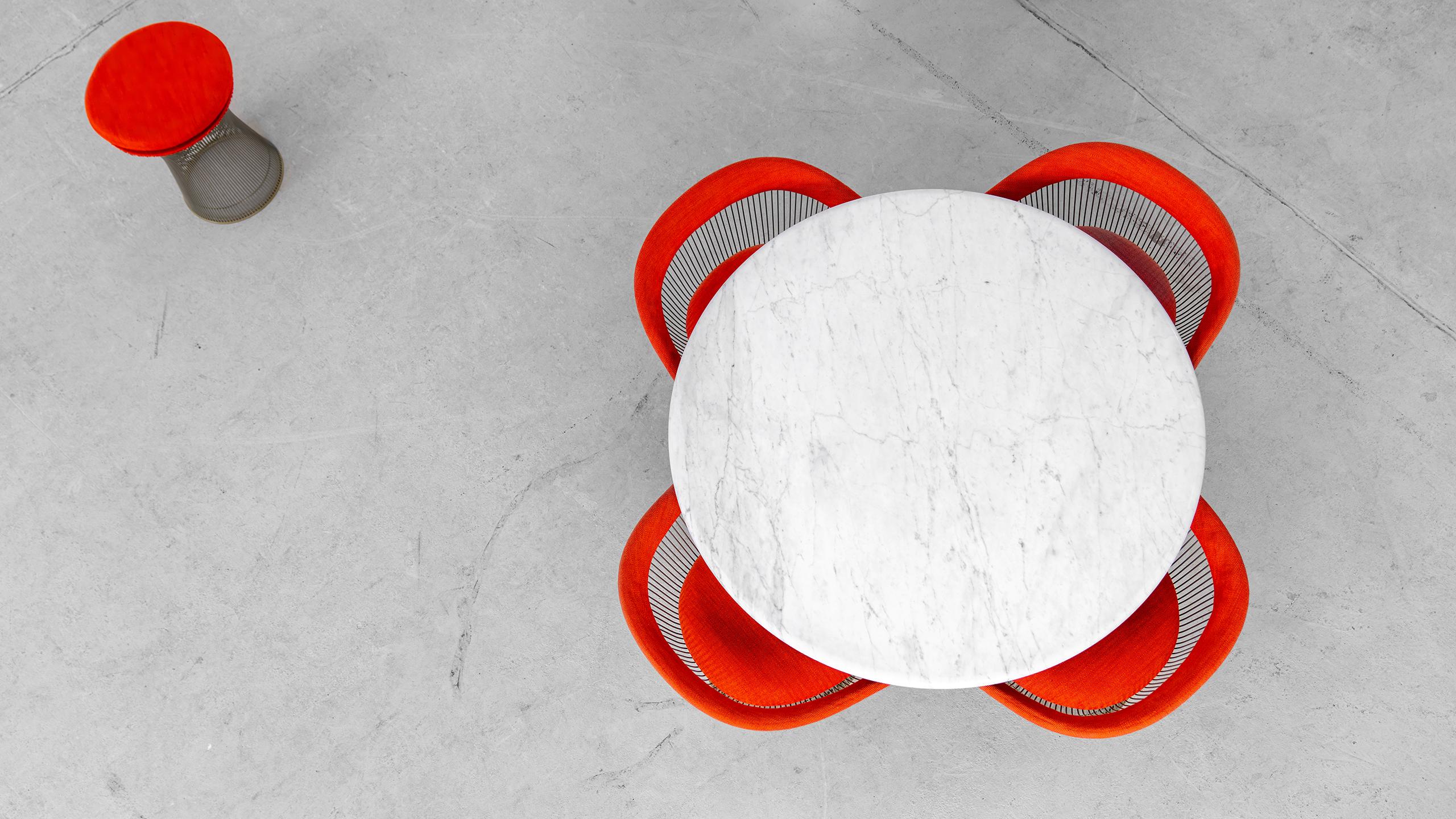 Fin du 20e siècle Up & Up 1978 Italy Pedestal Carrara Marble Dining Table attr. Angelo Mangiarotti en vente