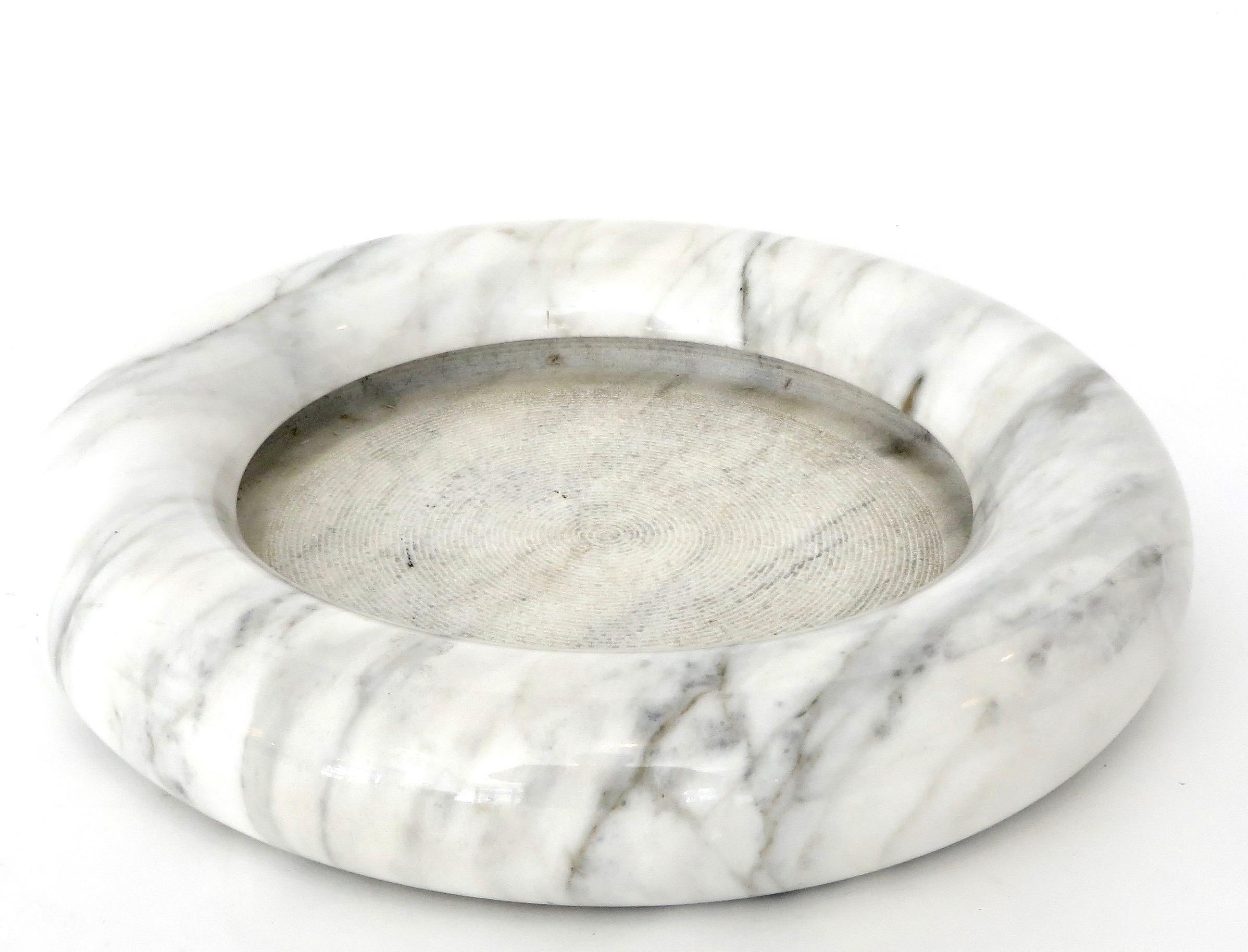 Up & Up White Marble Dish or Bowl by Egidio Di Rosa and Pier Alessandro Giusti 4