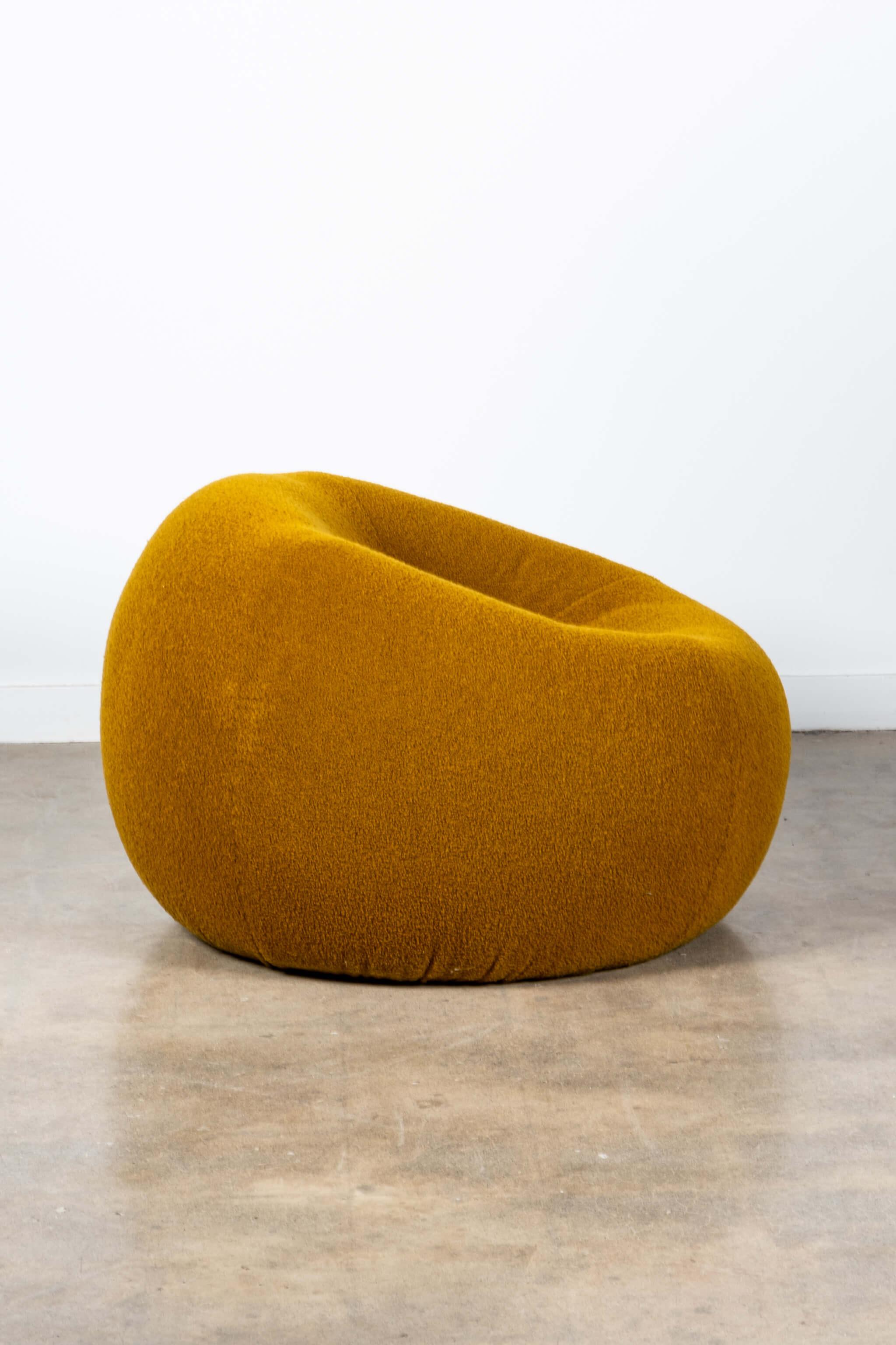 Post-Modern UP2 Chair by Gaetano Pesce, Newly Upholstered  For Sale