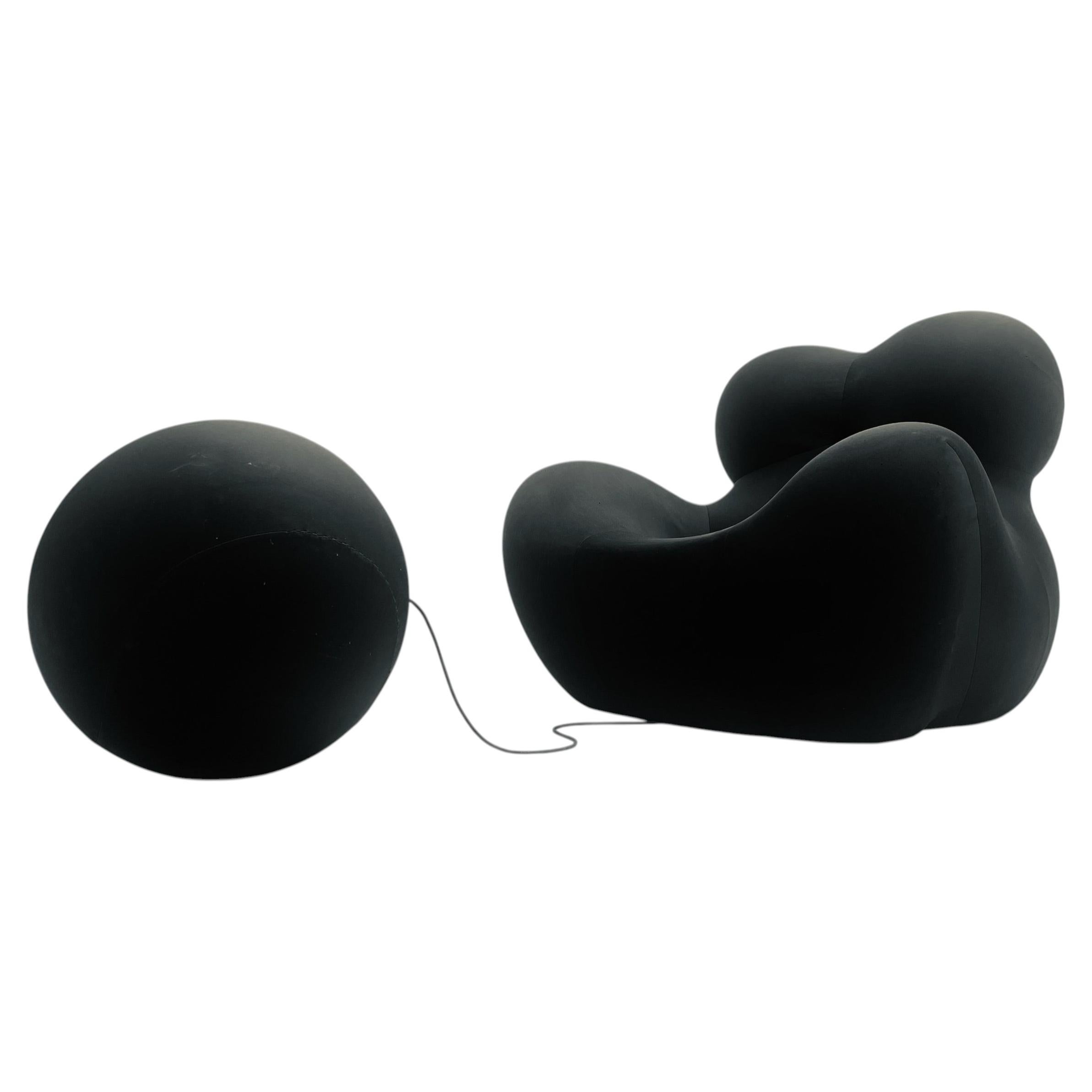 UP5&6 "La Mamma" by Gaetano Pesce designed in 1969