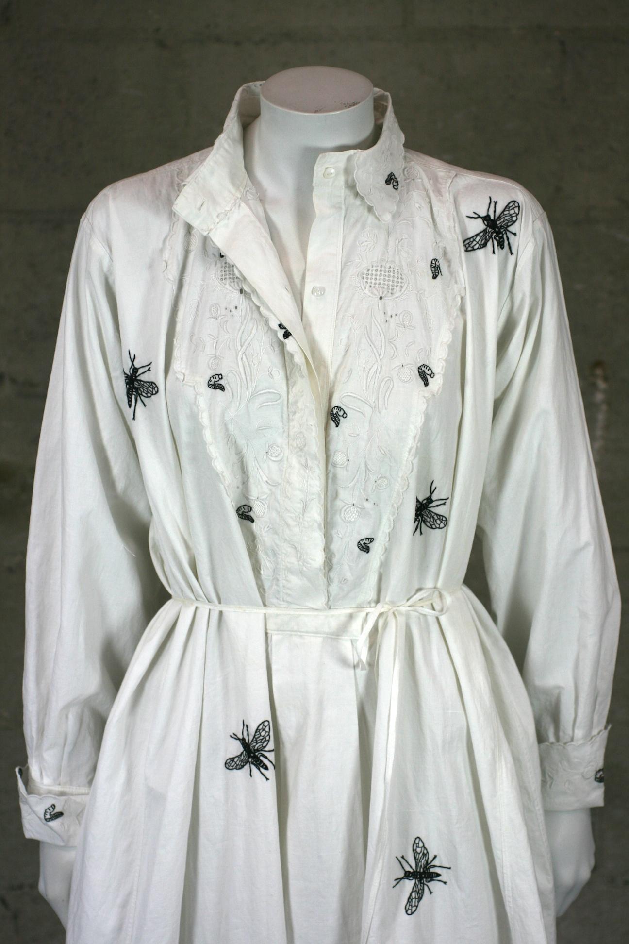 Upcyceltes Nachtkleid aus antiker Baumwolle, Studio VL im Angebot 5