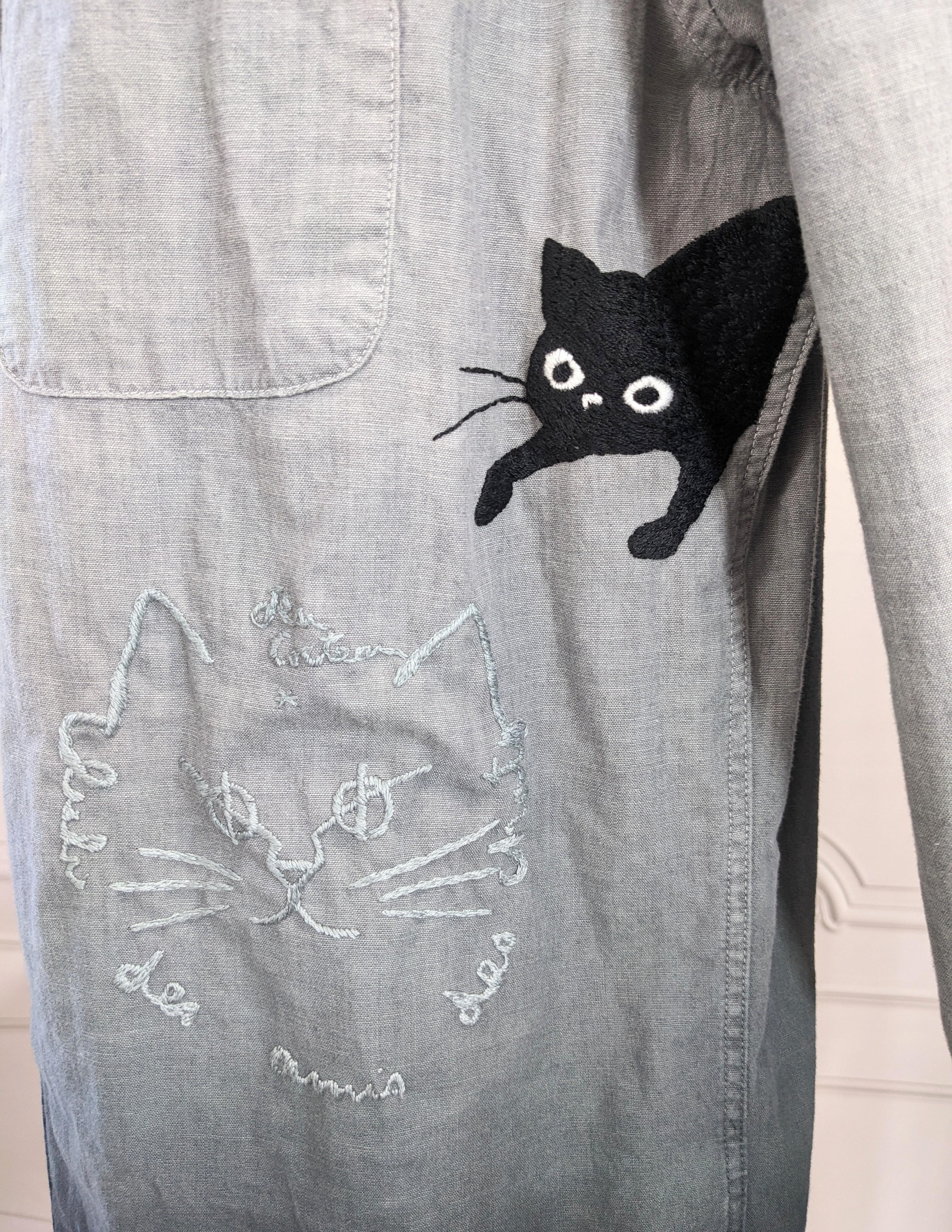 Upcyceltes Ombre-Shirt, Cocteau- und Picasso-Katzen, Studio VL (Grau) im Angebot
