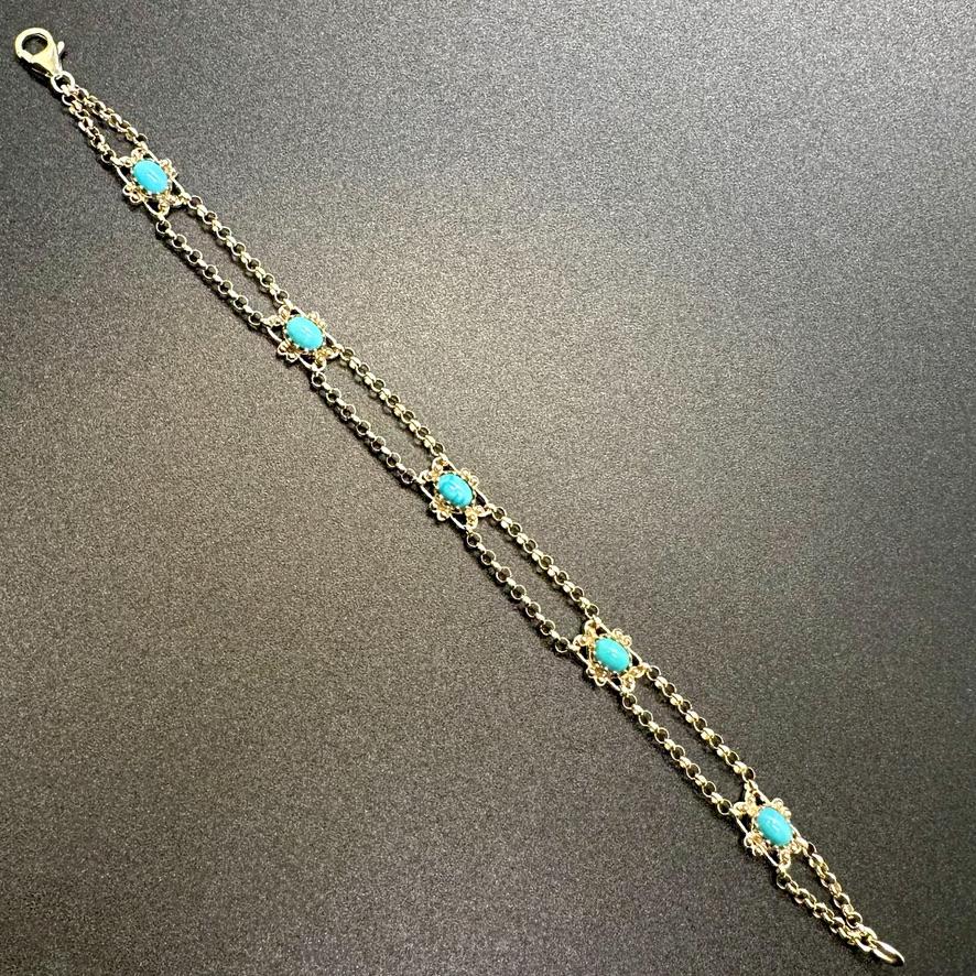 Upcycled turquoise in 14k gold, and upcycled 18k gold rolo chain bracelet  For Sale 1