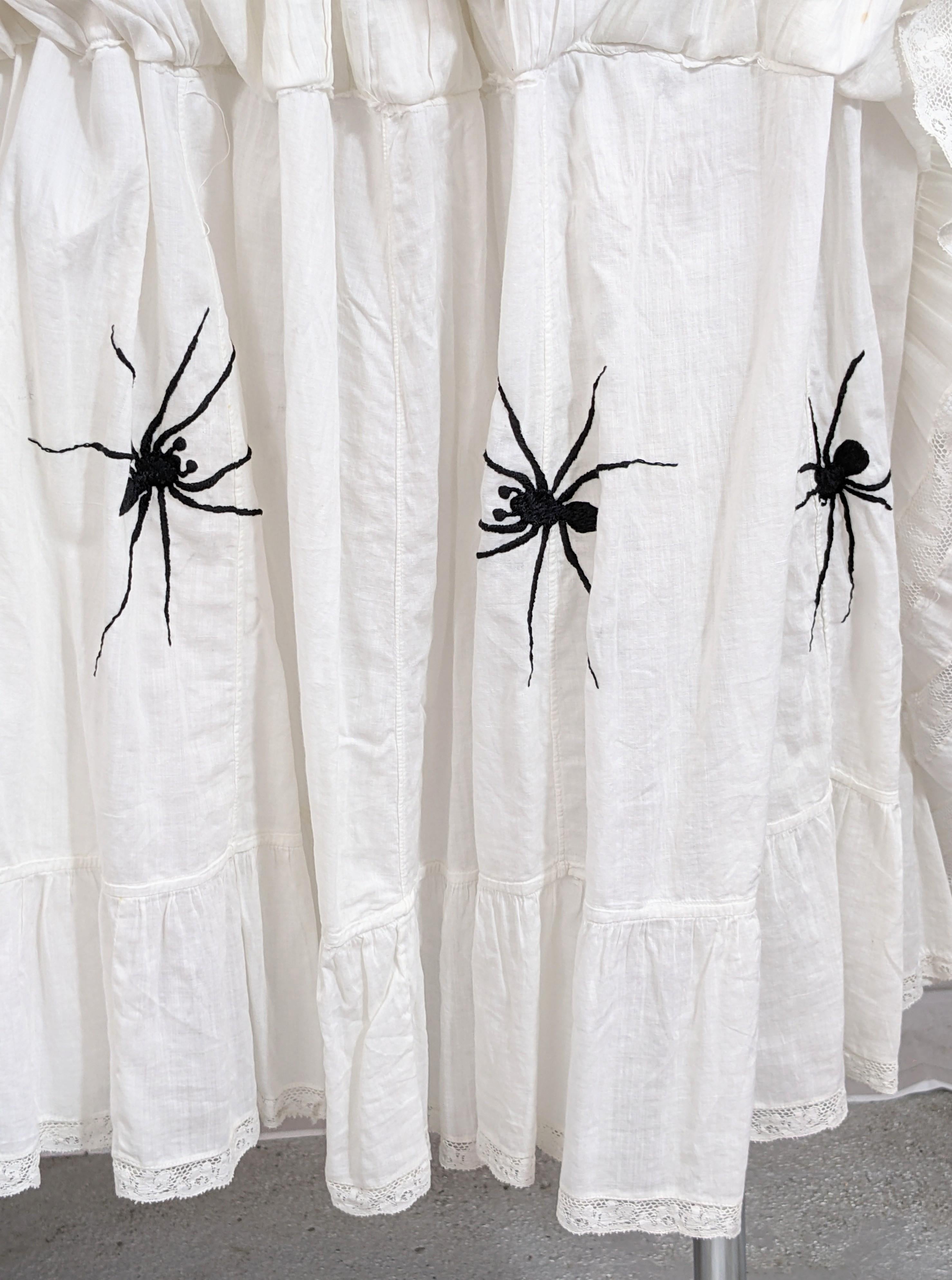Gecycelter viktorianischer Spinnen- Petticoat, Studio VL im Angebot 8