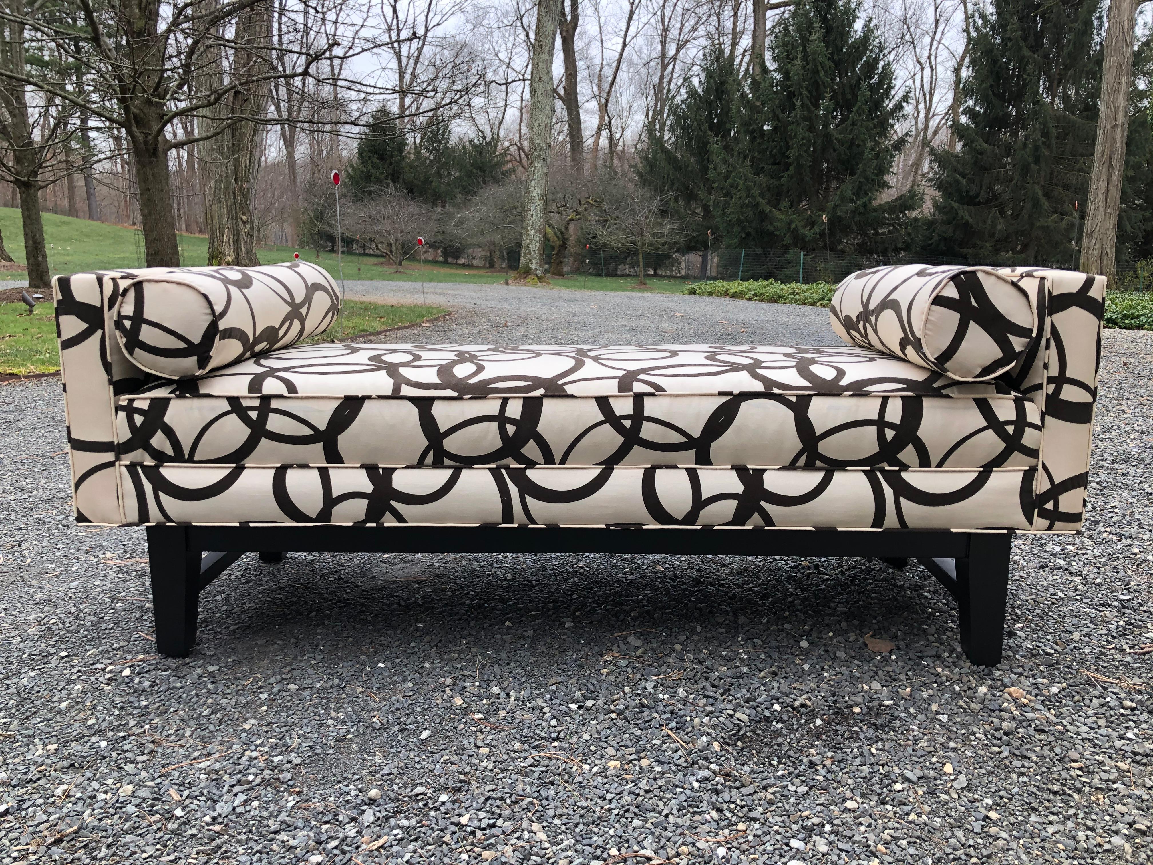 Upholstery Updated Chic Mid-Century Modern Graphic Black and White Upholstered Bench For Sale