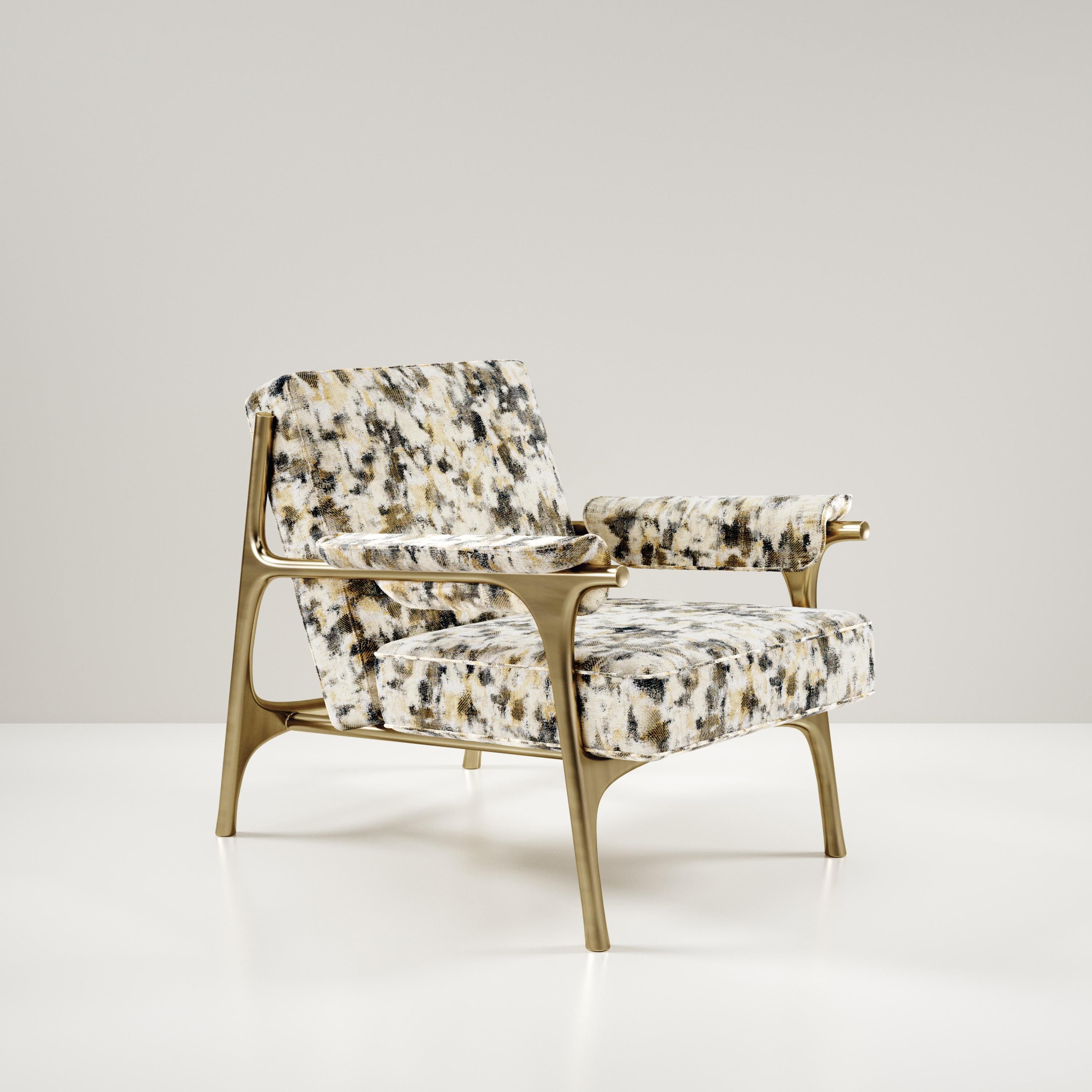 Gepolsterter Sessel und Fußhocker mit Messingdetails von R&Y Augousti im Angebot 4