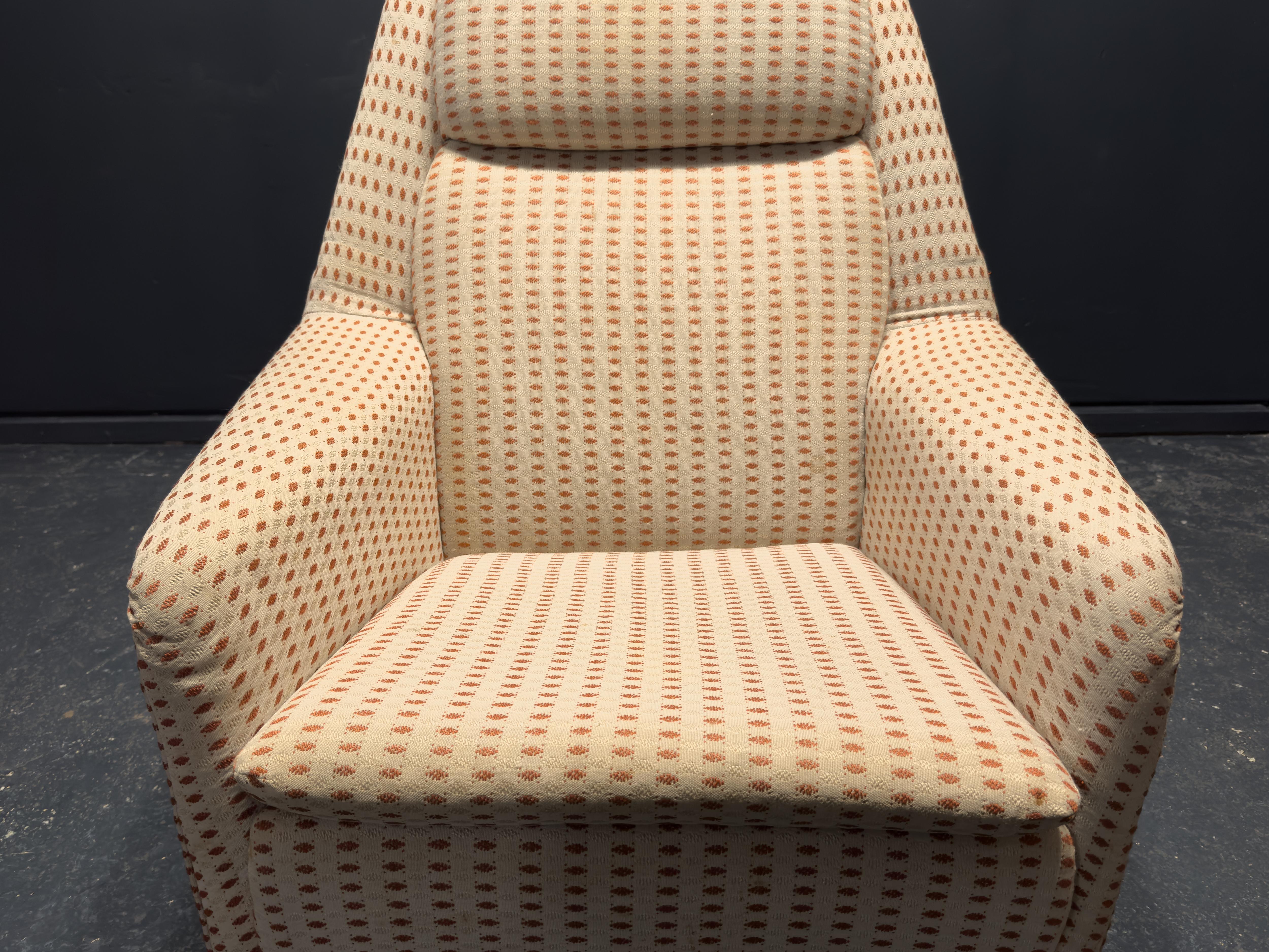 Sillón tapizado en venta 4