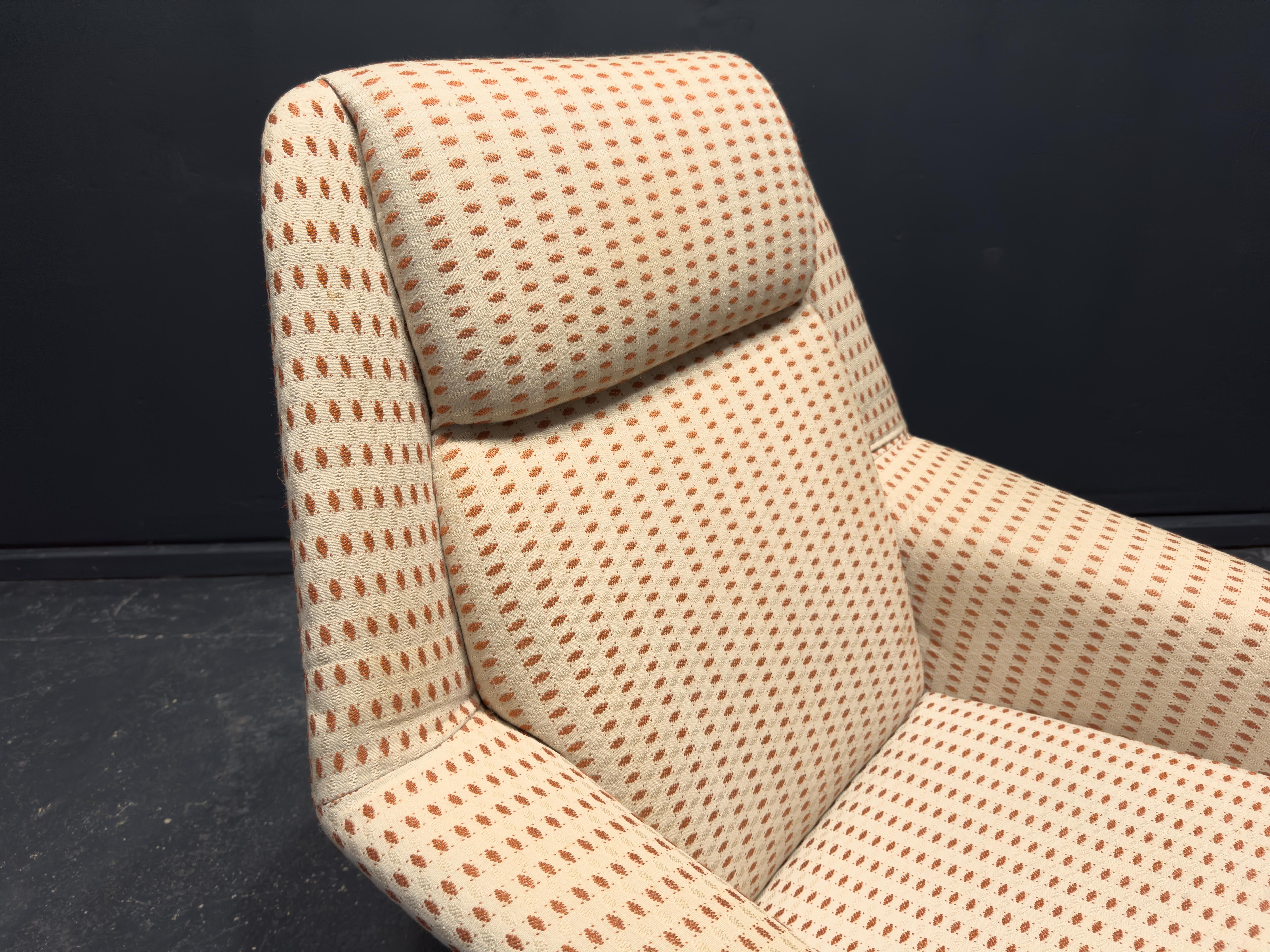 Sillón tapizado en venta 5
