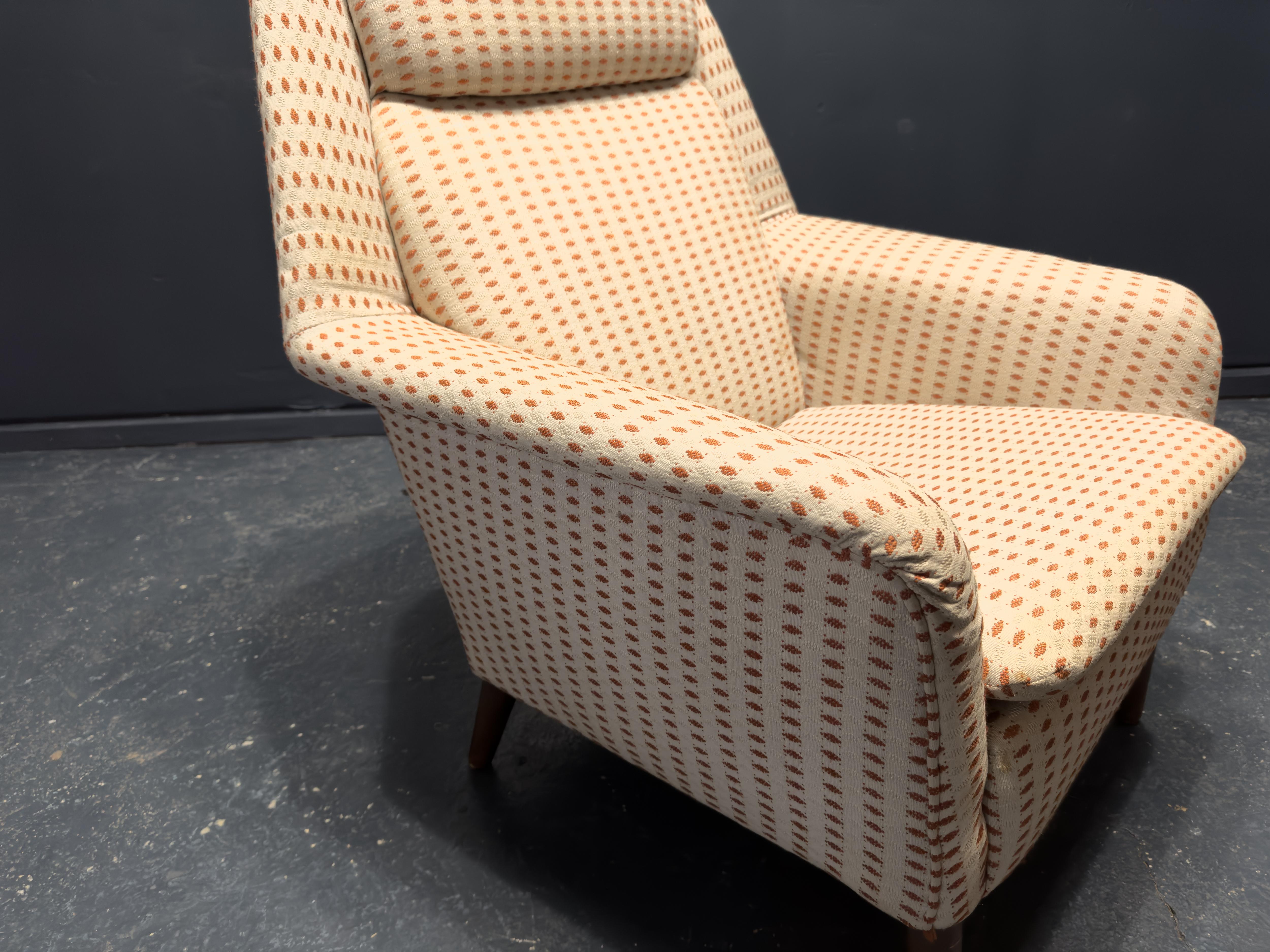 Sillón tapizado en venta 6