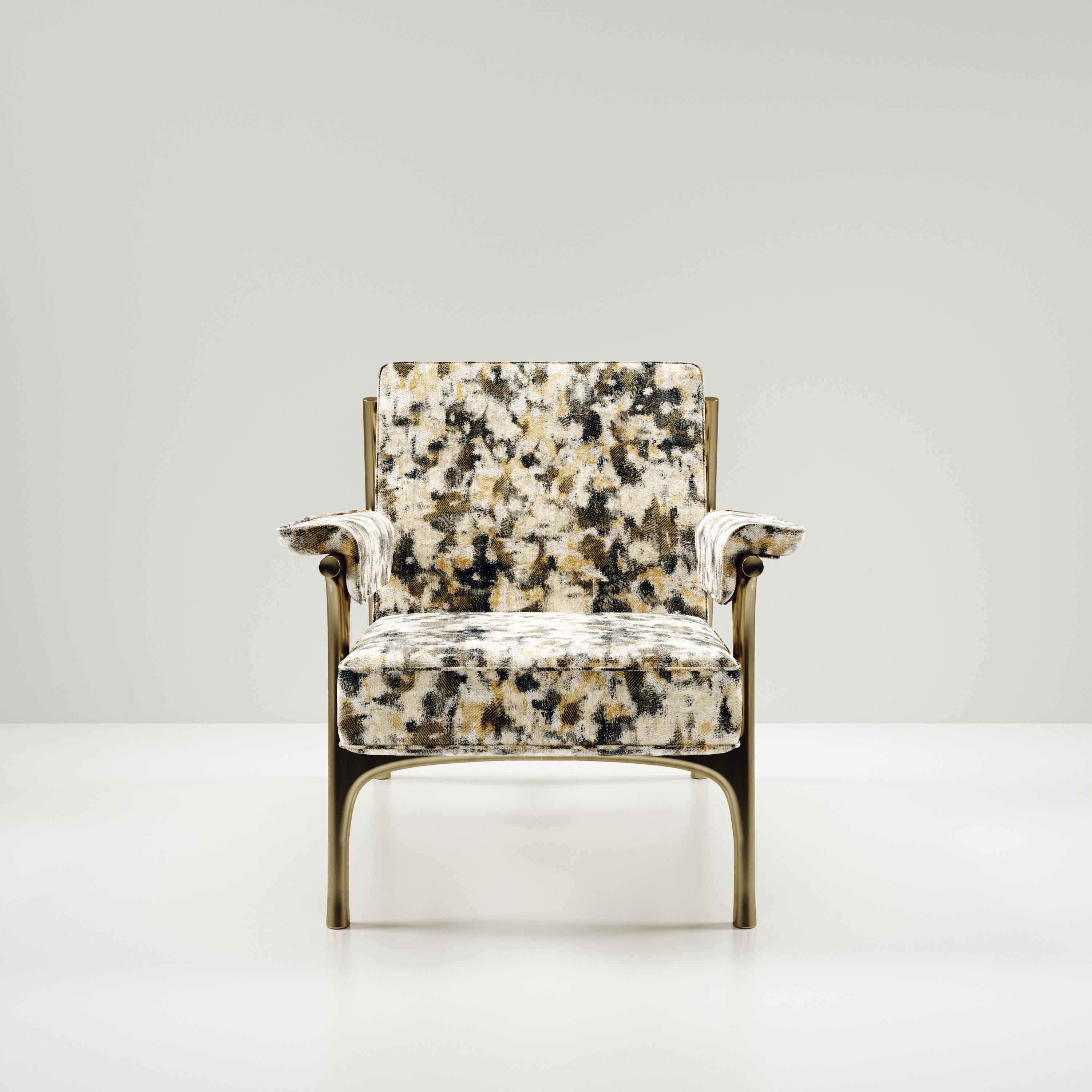 Gepolsterter Sessel mit Bronze-Patina-Messingdetails von R&Y Augousti im Angebot 3
