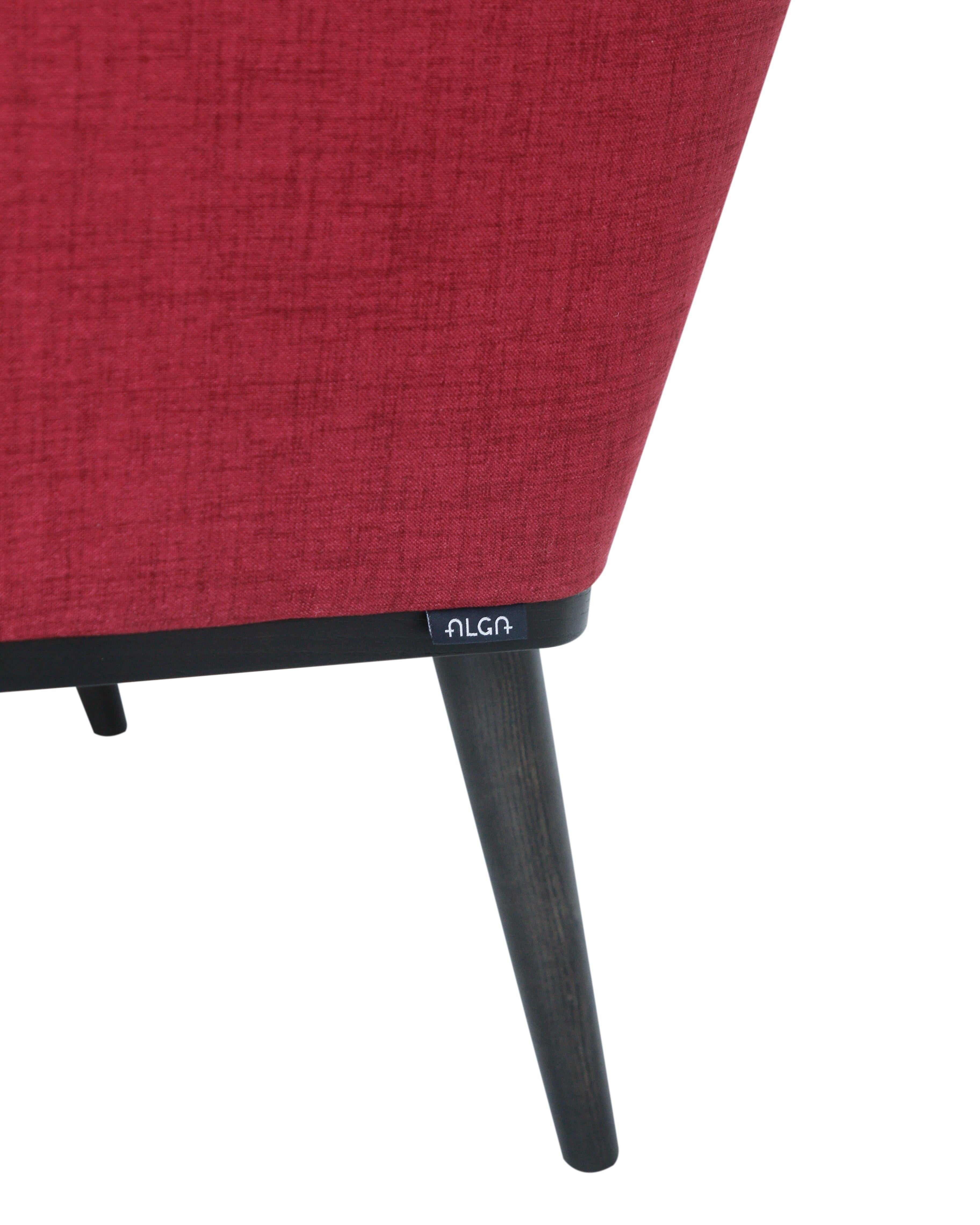 Gepolsterter Sessel mit Rückenlehne mit Nähten im Zustand „Neu“ im Angebot in Fiscal Amares, PT