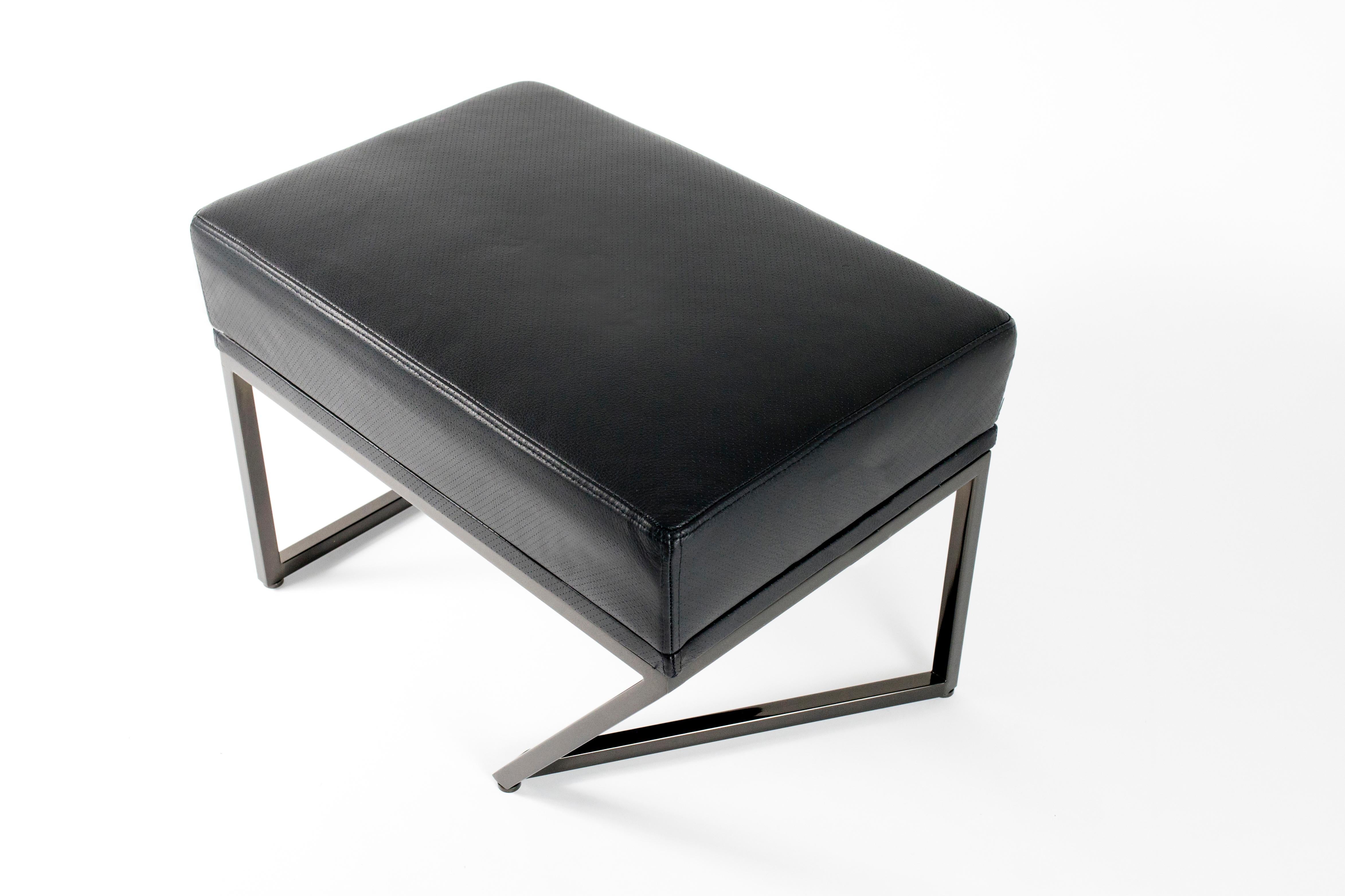 Upholstered Bench Black Nickel Plated In New Condition For Sale In CASTELLÓN DE LA PLANA, VC