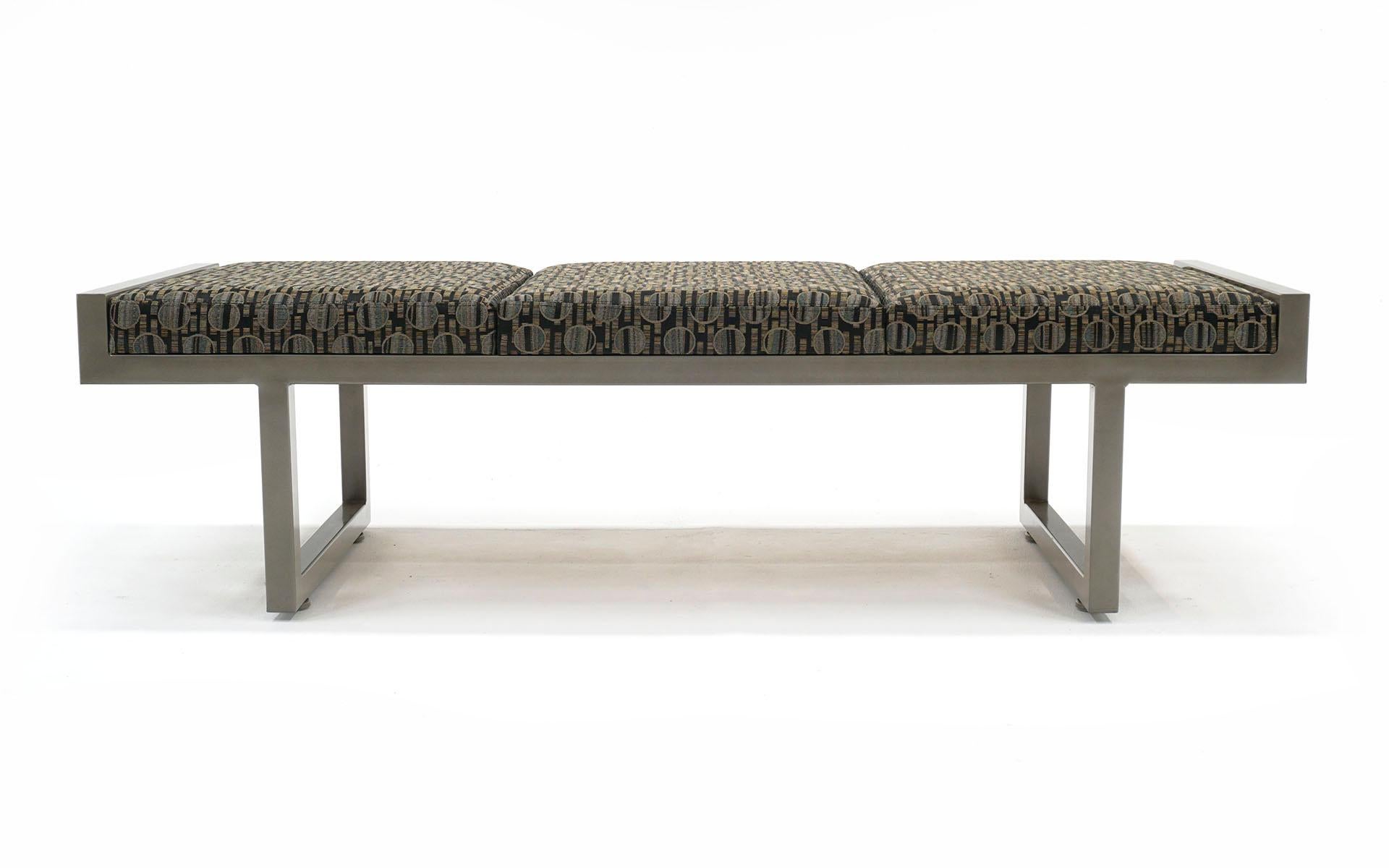 Modern Upholstered Bench in Like New Condition. Heavy Steel Frame in Gray / Taupe
