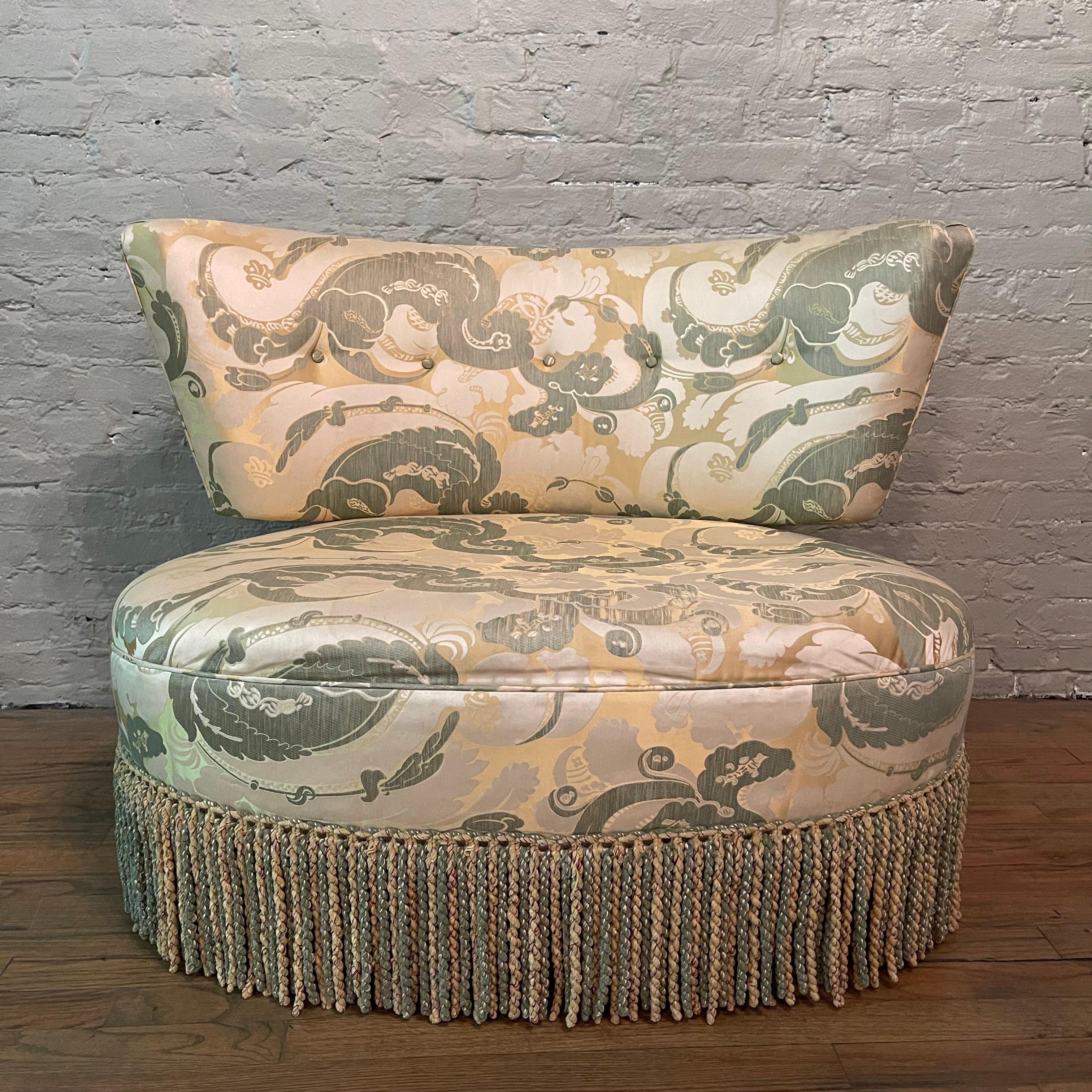 Lovely, midcentury, Hollywood Regency, mahogany frame, slipper chair by Kroehler features paisley print, silk blend upholstery with fringe trim. This chair is a fantastic accent or Boudior chair.

