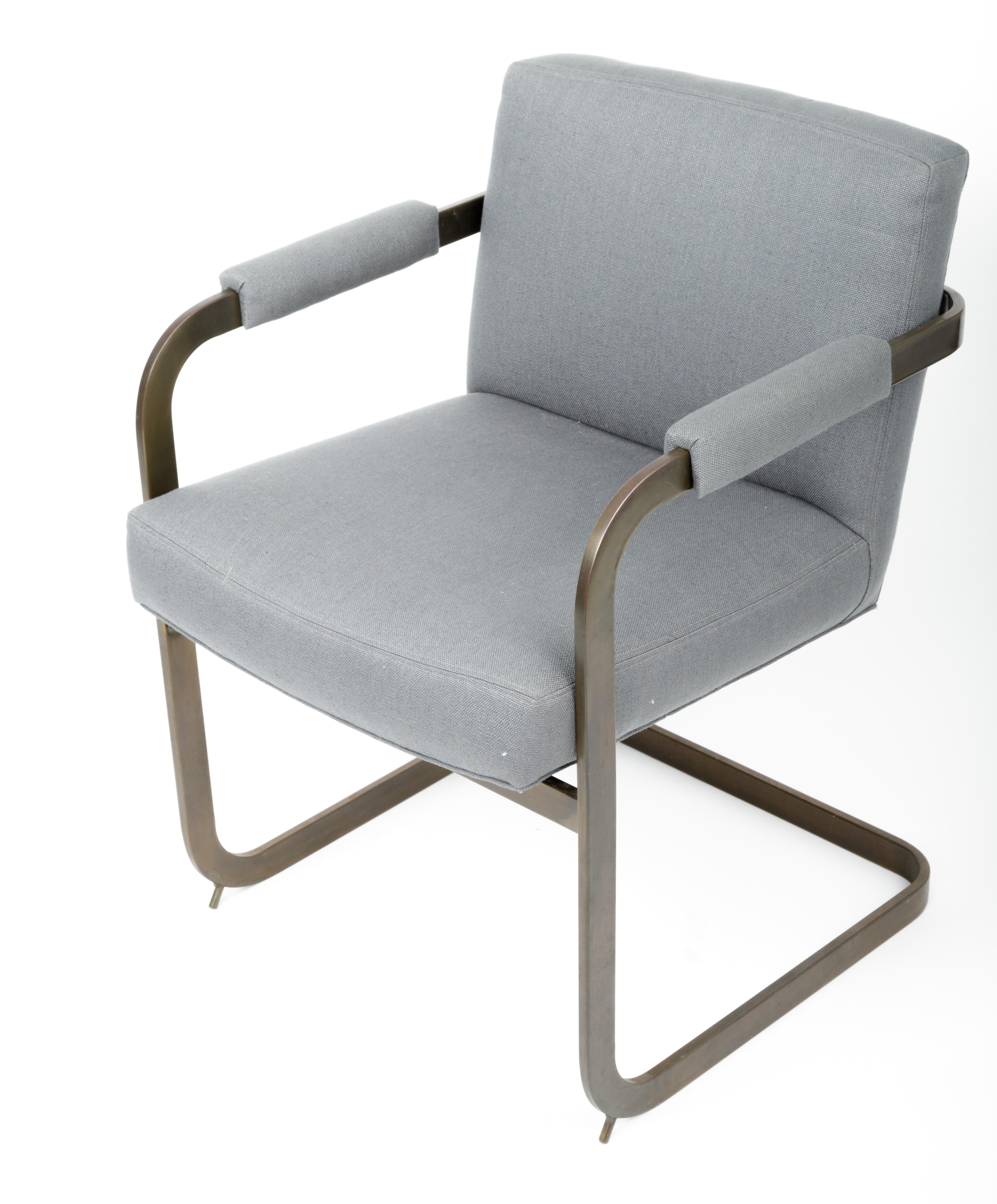 Fauteuil en métal épuré de Milo Baughman pour Thayer. Idéal comme chaise d'appoint ou de bureau. 