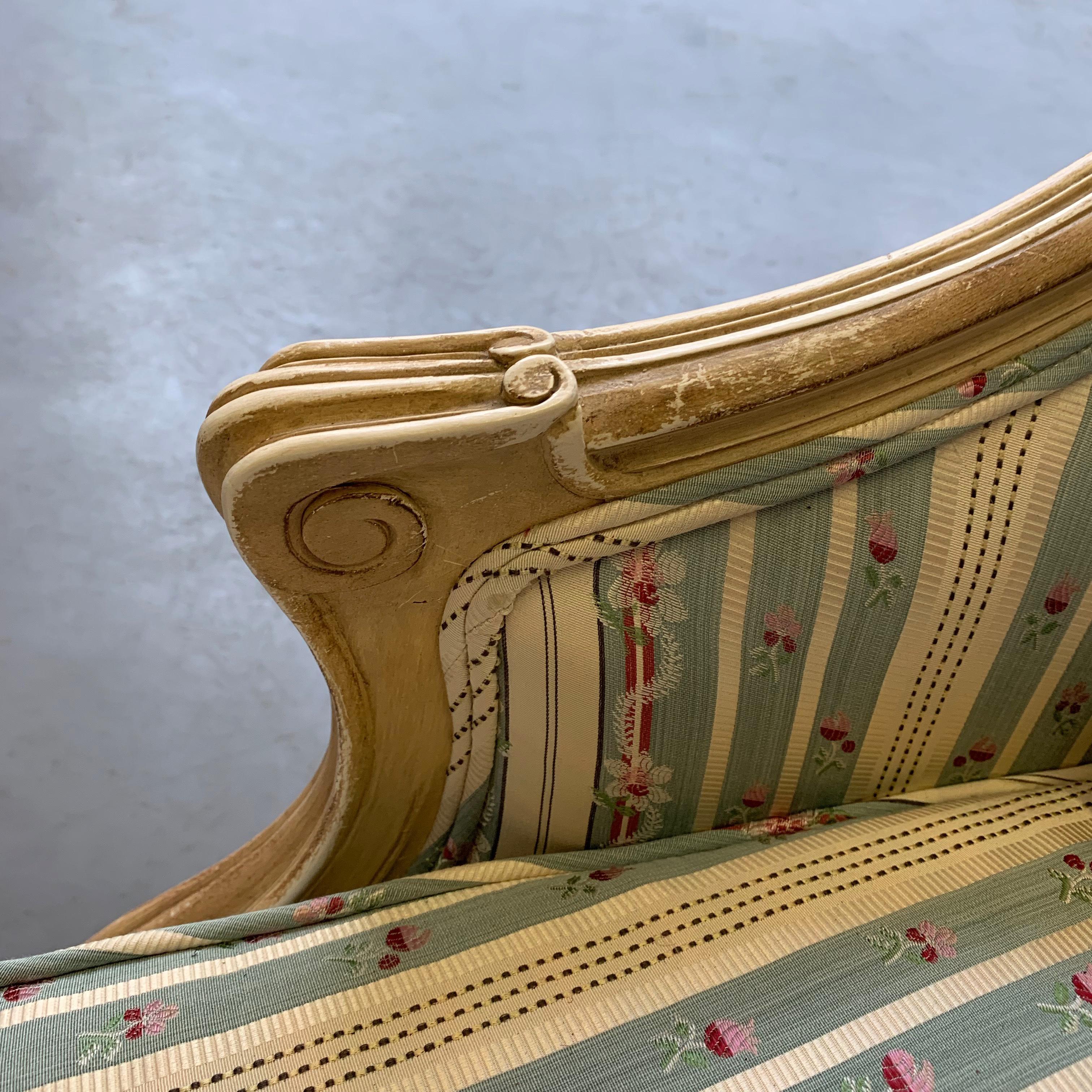 Upholstered Carved Mahogany Chaise Longue 3