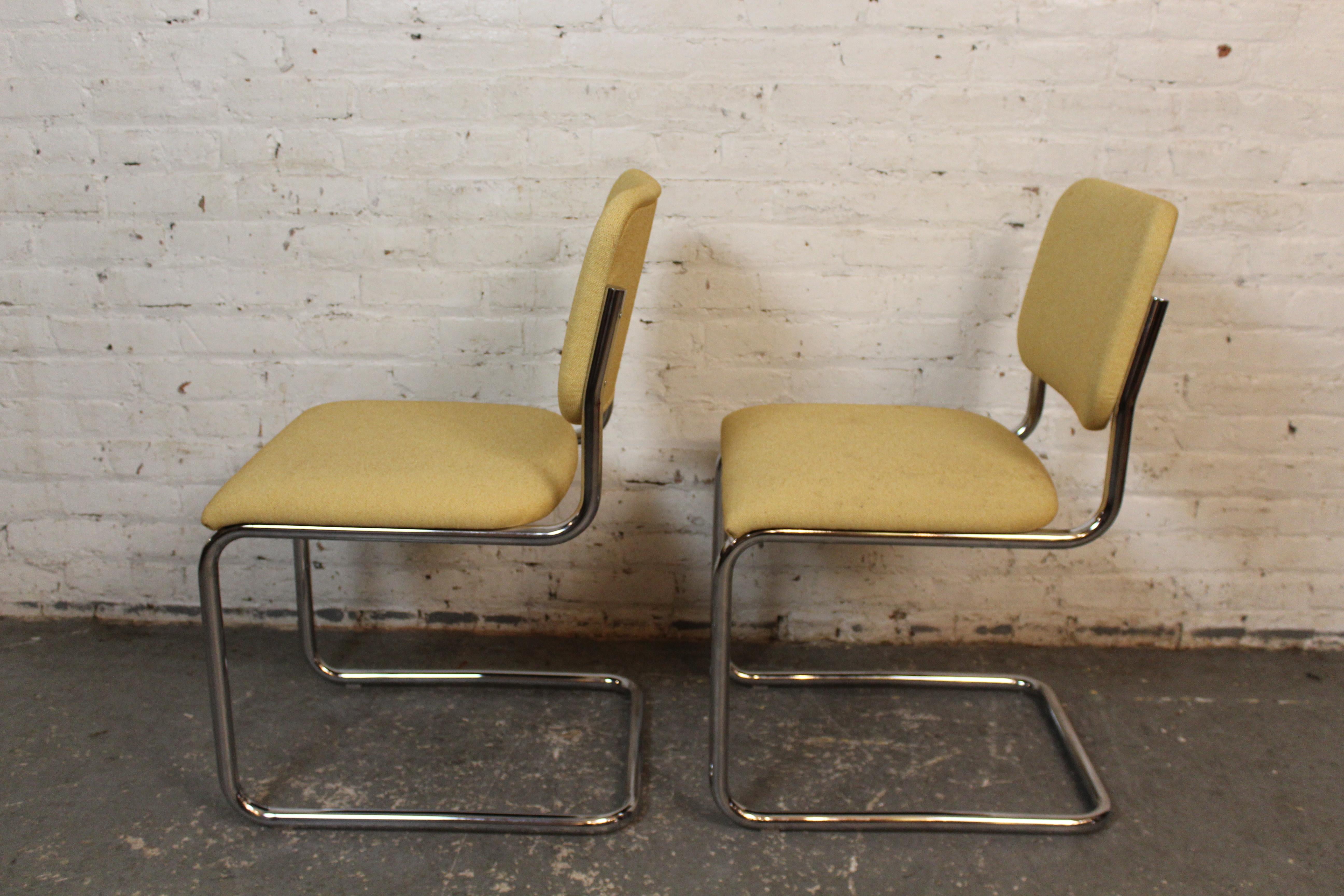 Sillas Cesca tapizadas de Marcel Breuer para Knoll Studio Siglo XXI y contemporáneo en venta
