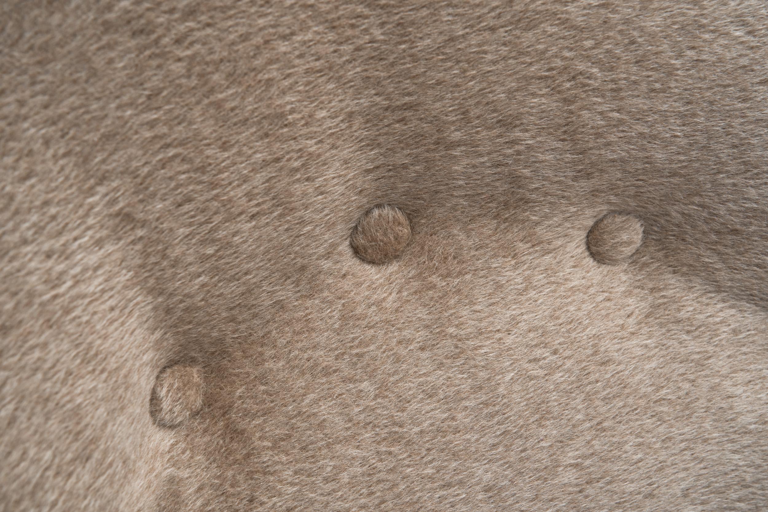 Gepolsterte Chaise Longue mit Eichenbeinen, Dänemark ca 1940s im Angebot 6