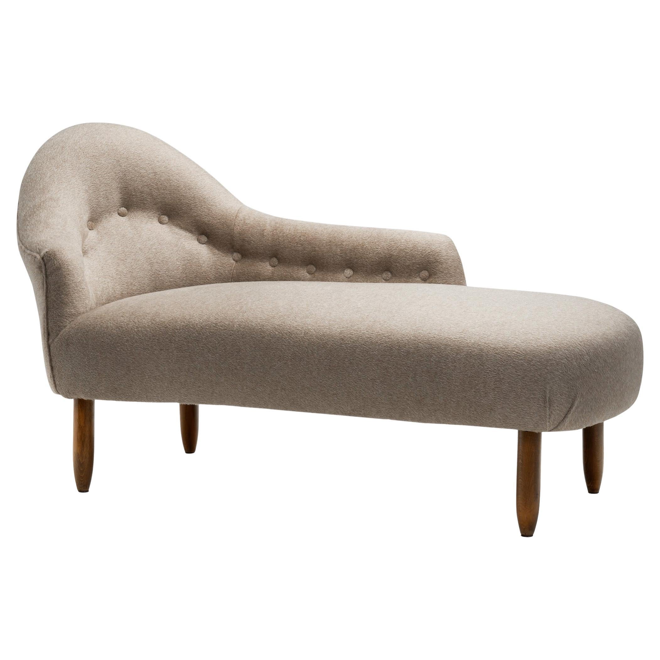 Gepolsterte Chaise Longue mit Eichenbeinen, Dänemark ca 1940s