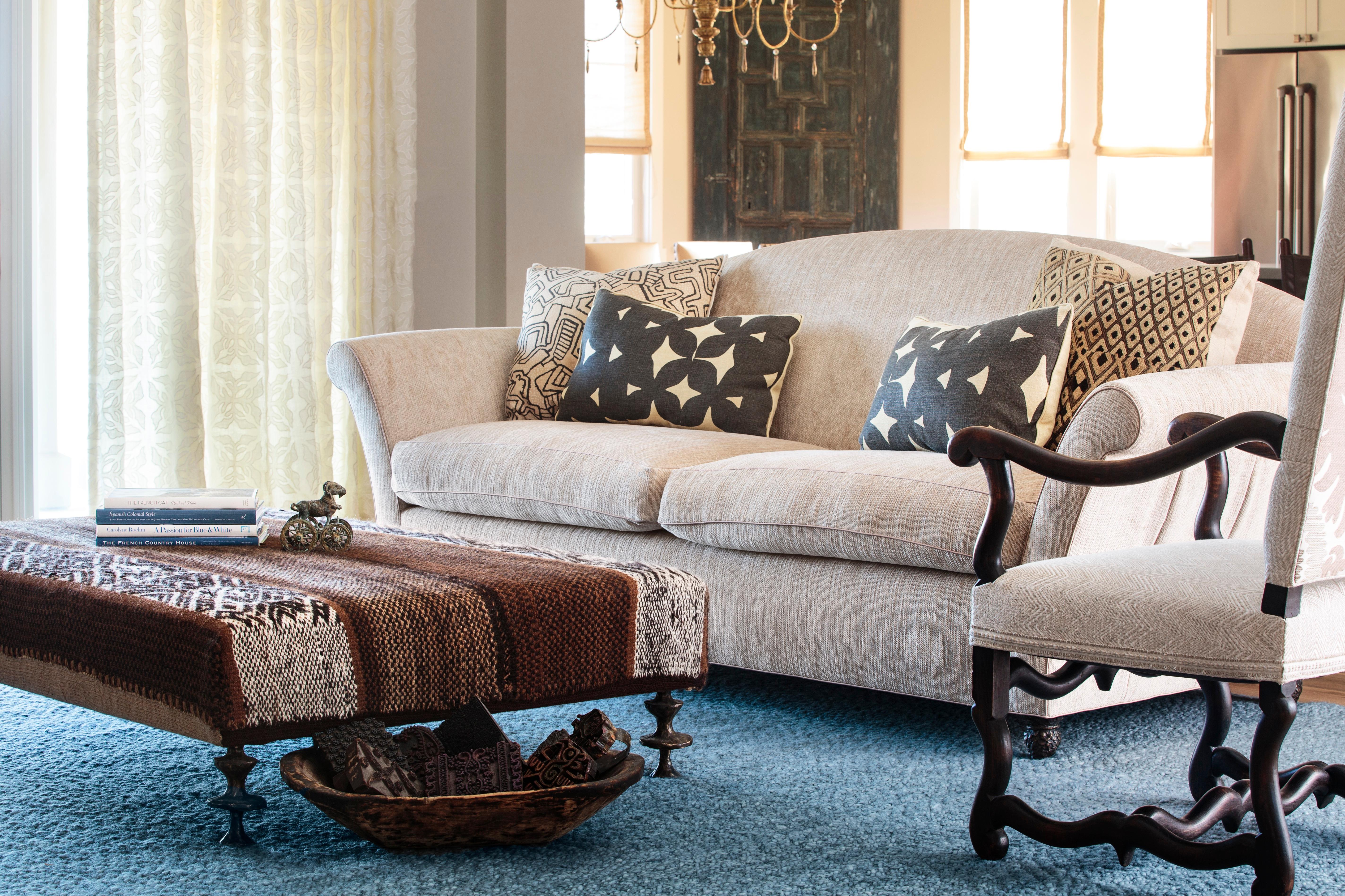 XXIe siècle et contemporain Table basse tapissée Ottoman en vente