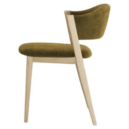 Gepolsterter Esszimmerstuhl mit Holzgestell (Portugiesisch) im Angebot