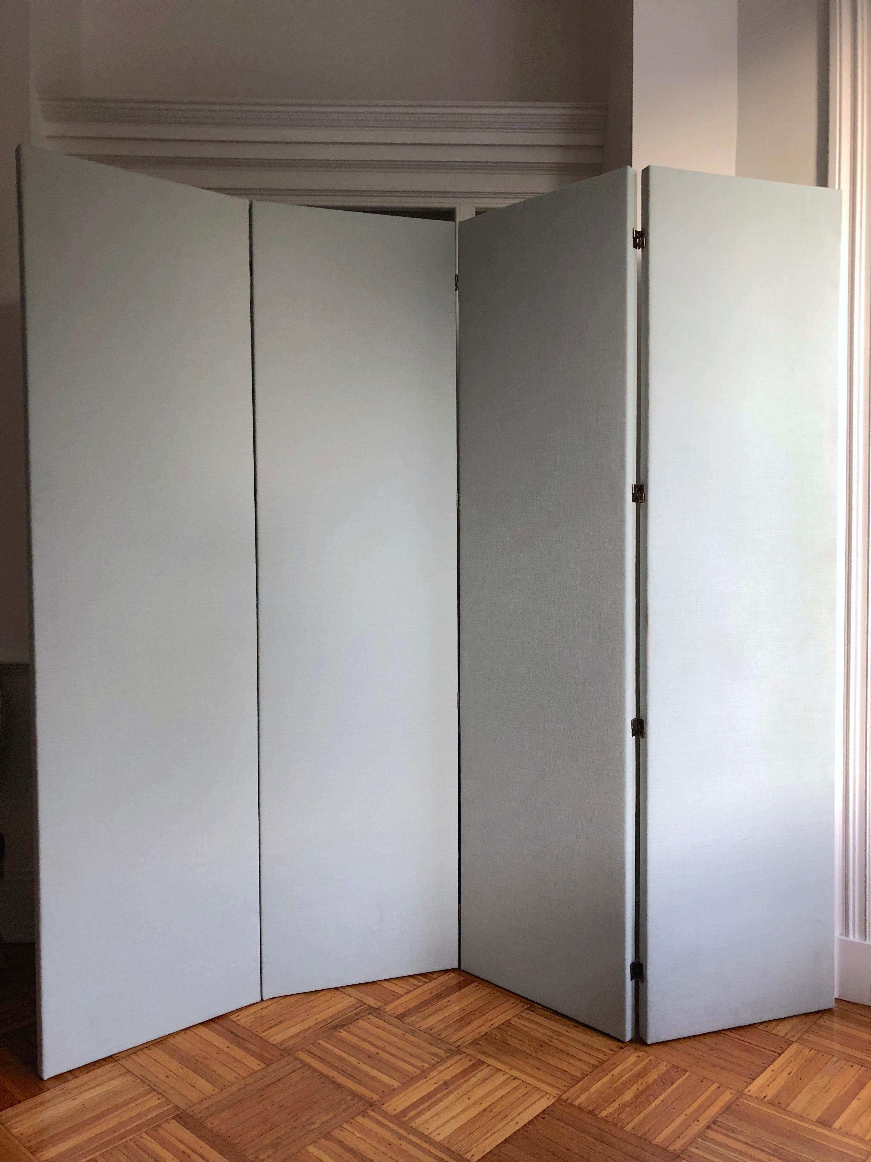 Effet bronze Paravent tapissé, séparateur de pièce gris pâle et bleu, en stock en vente