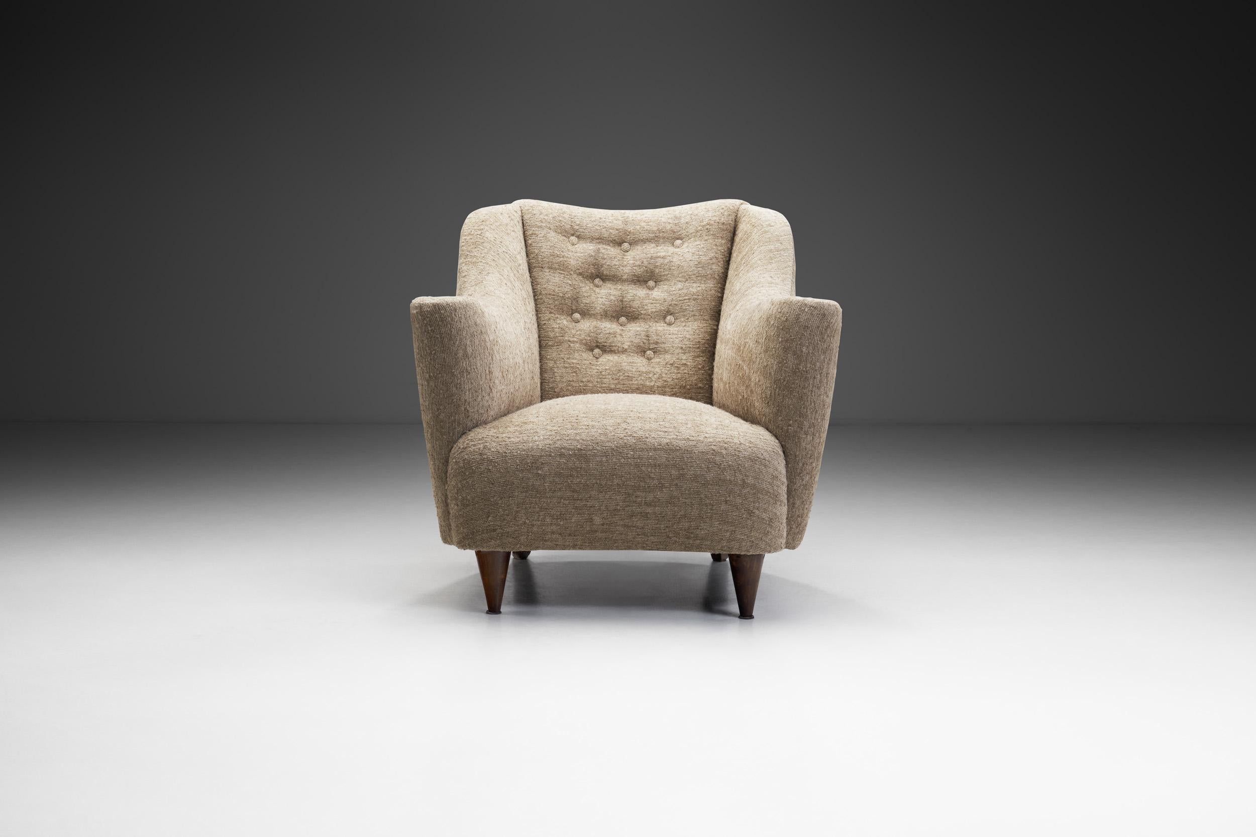Mid-Century Modern Upholstered Italian Mid-Century Armchair, Italy 20th Century For Sale