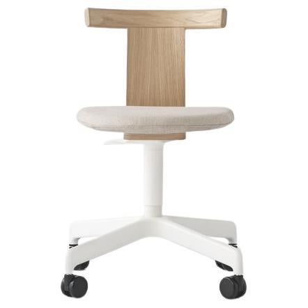 Chaise pivotante Jiro rembourrée avec roulettes par Resident