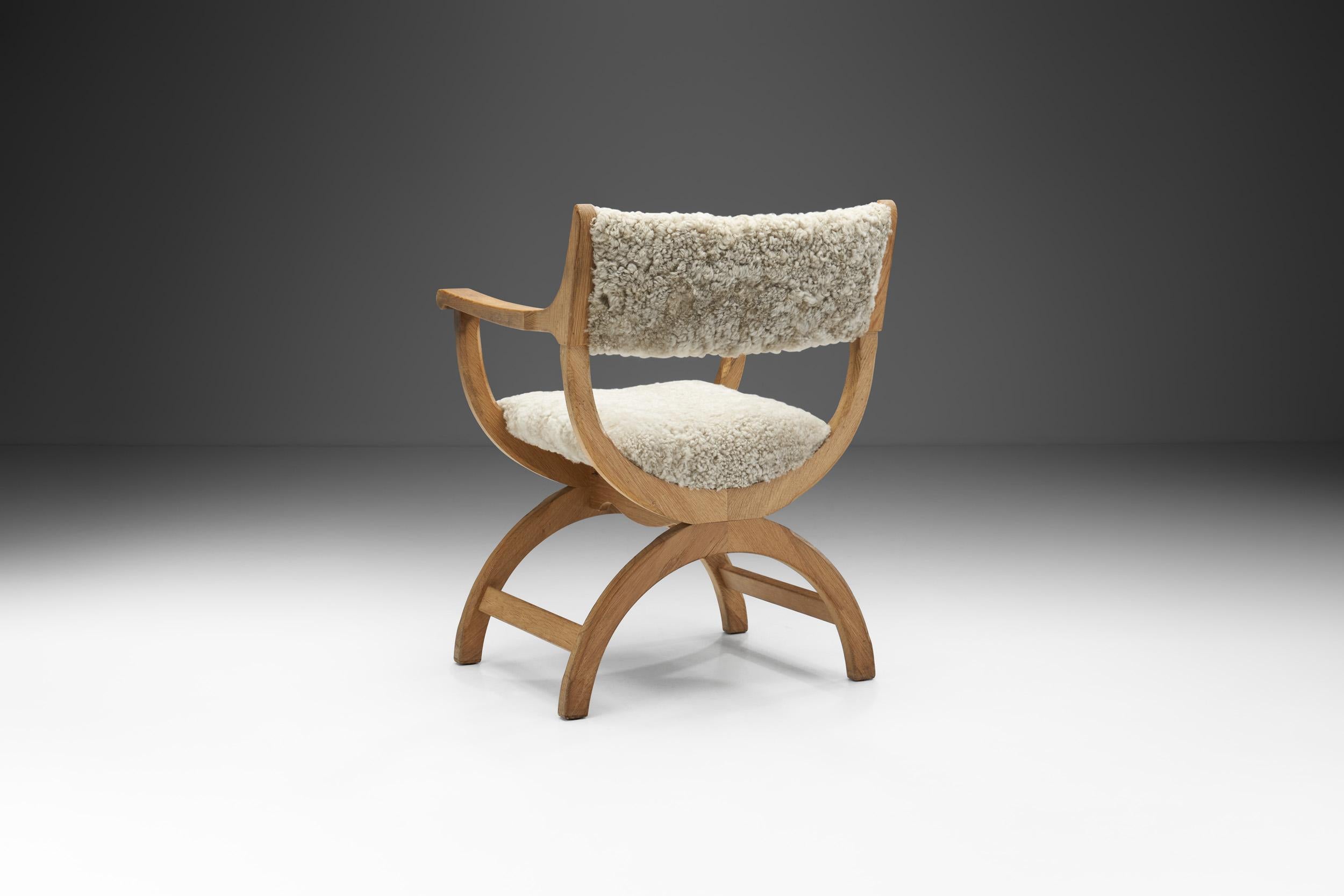 Upholstered Kurul Chair by Henning Kjærnulf for EG Kvalitetsmøbel, Denmark 1960s In Good Condition In Utrecht, NL